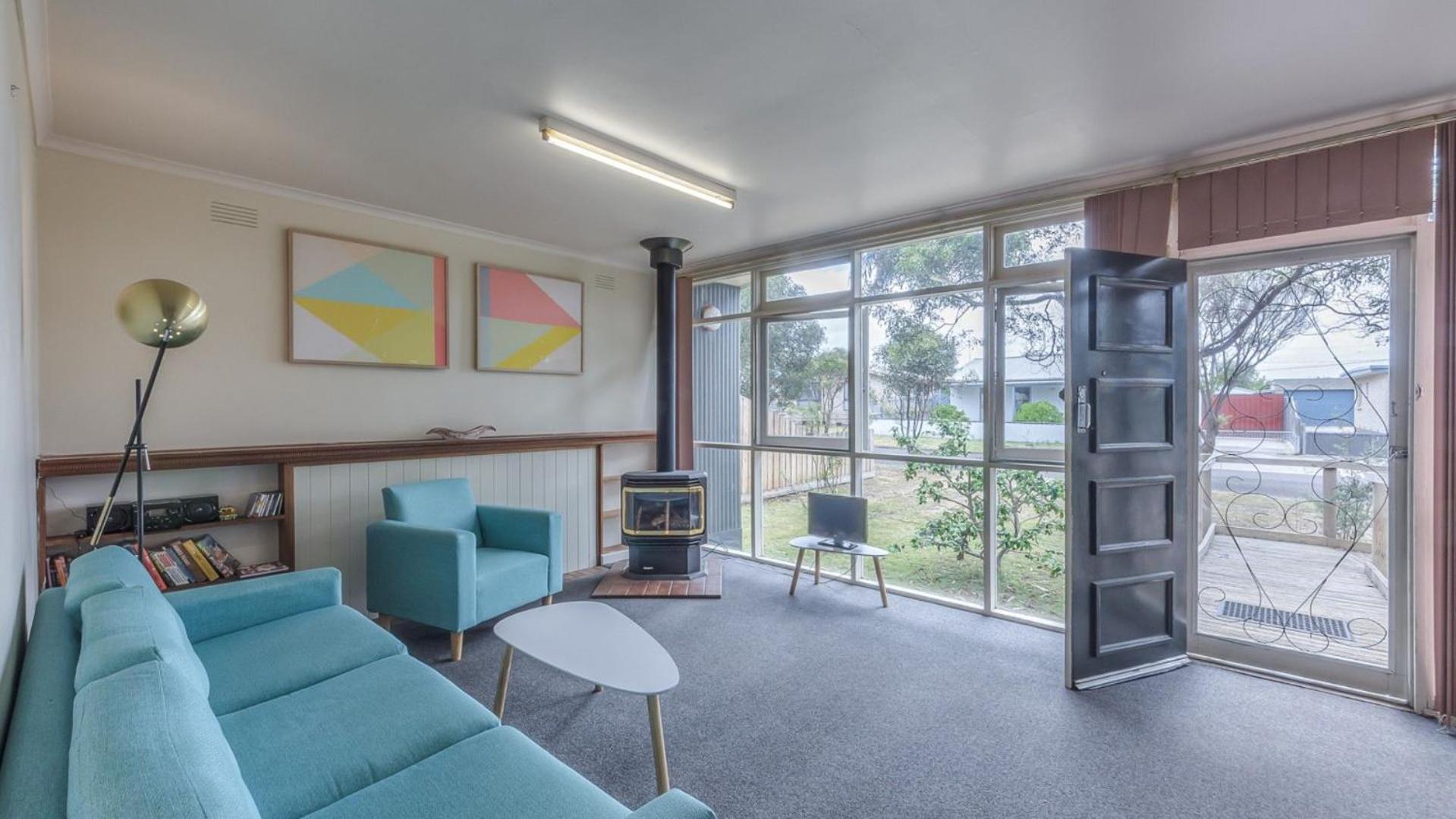 Three-Bedroom House photo 1
