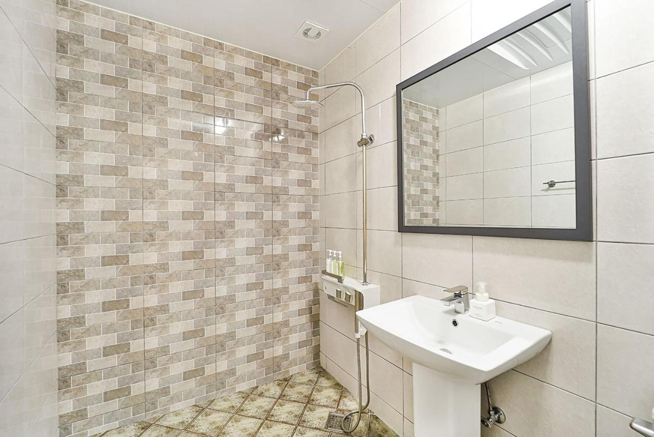 Superior Twin Room photo 2