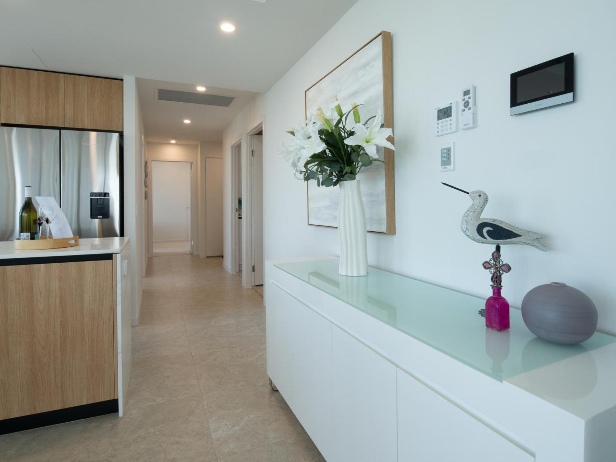 Lv18 Large 3 Bedroom Apartment with Beach Views