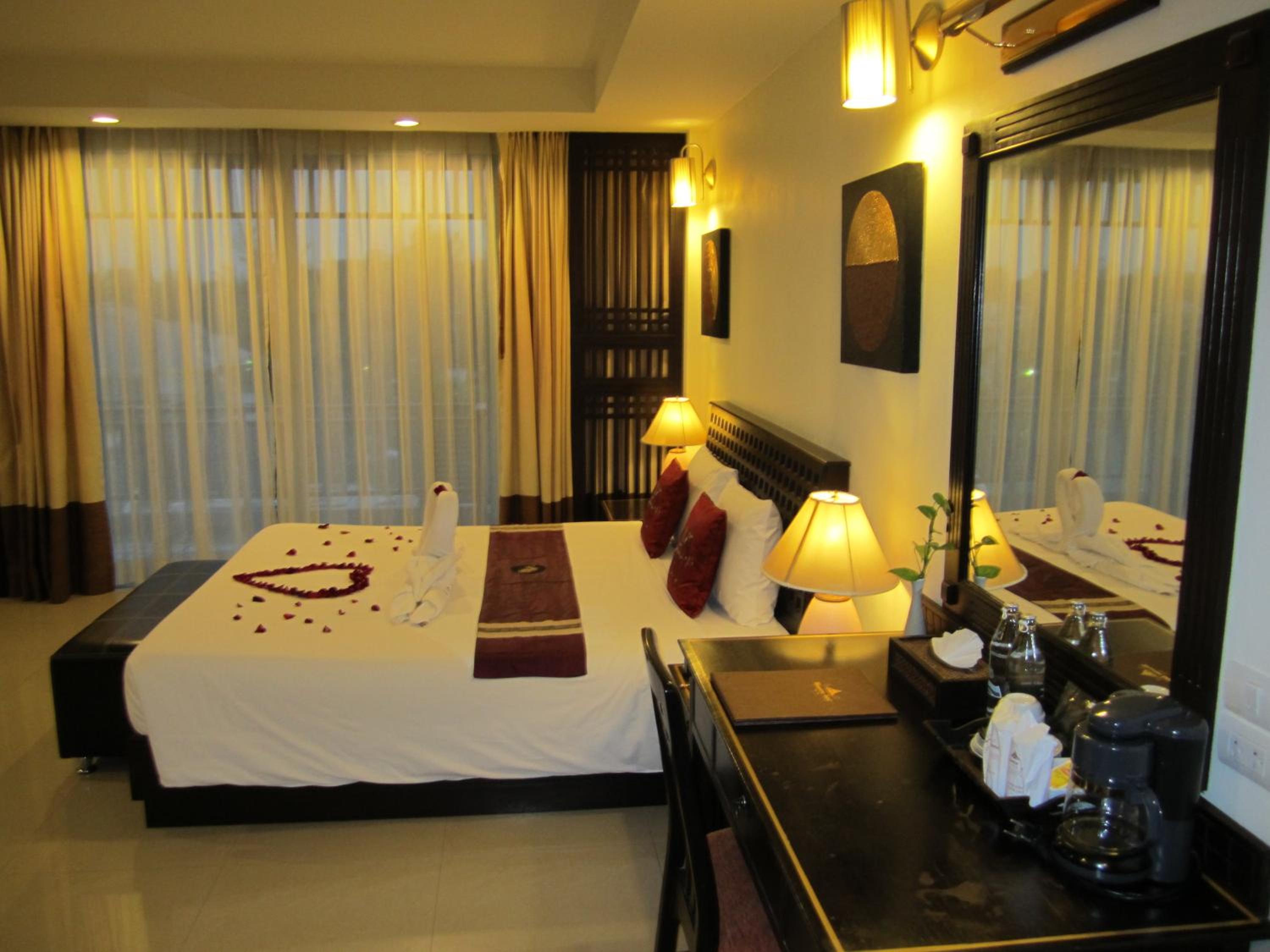 Deluxe Double Room - Photo 15