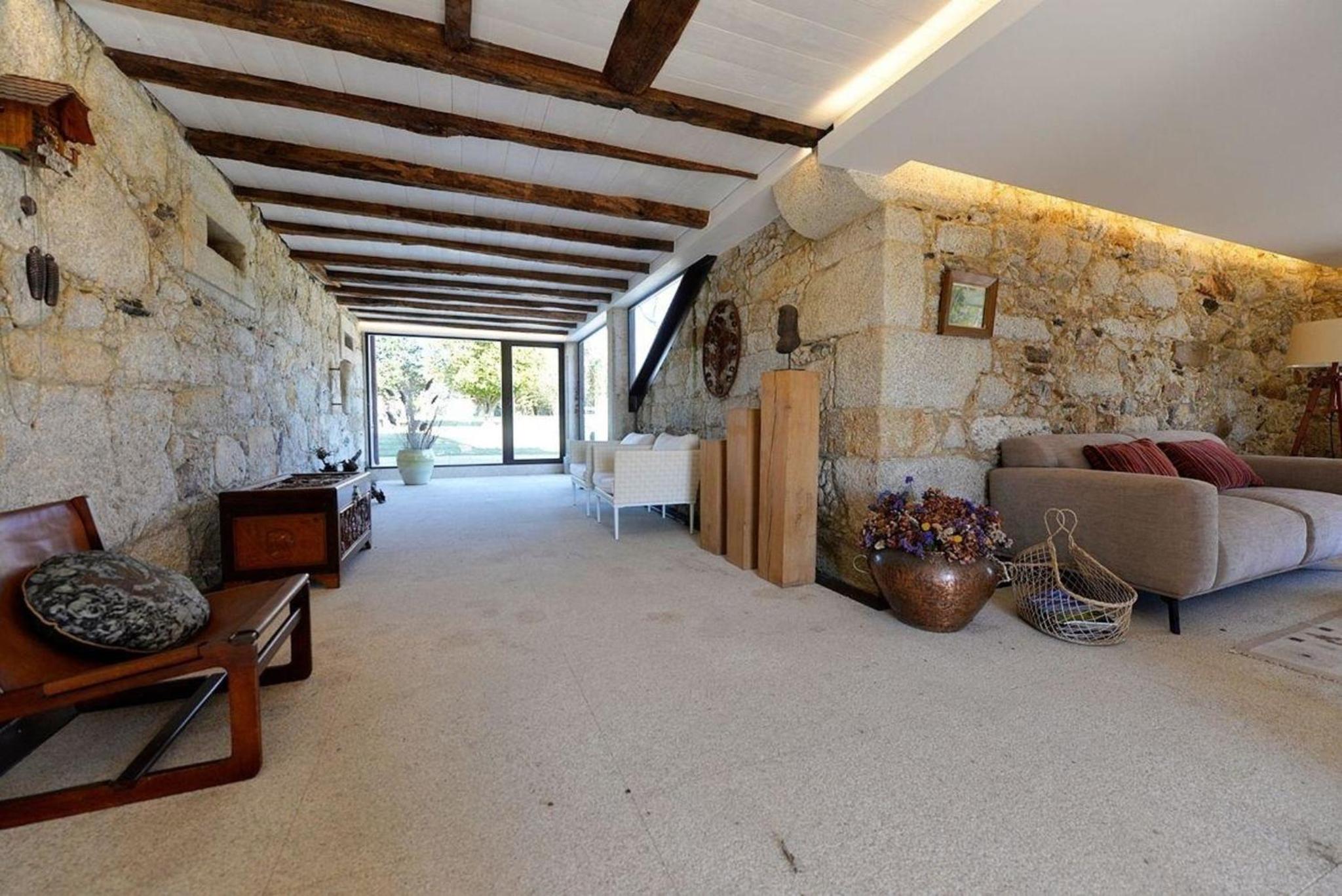 Six-Bedroom Holiday Home photo 1