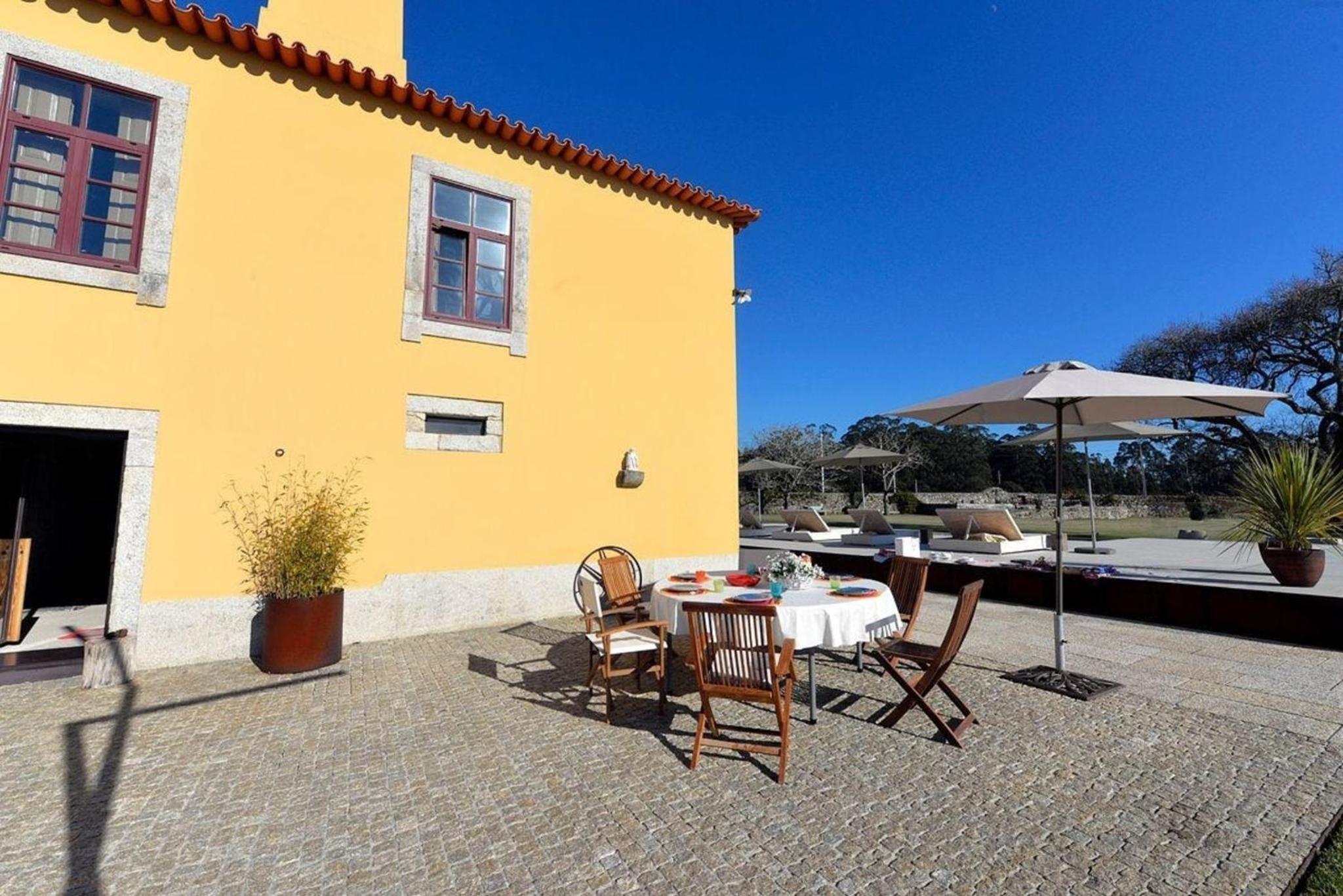 Six-Bedroom Holiday Home photo 2