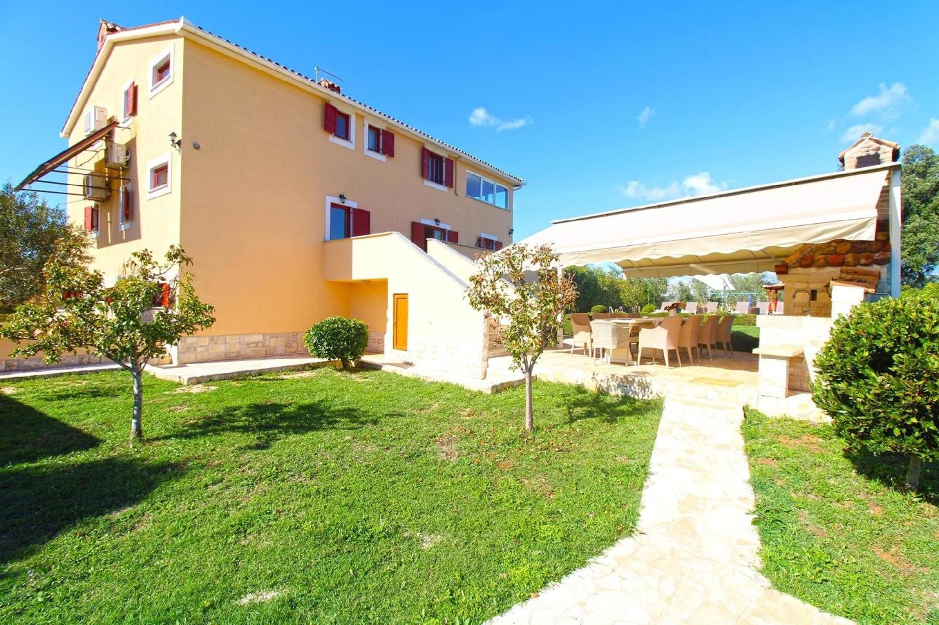 Holiday Home photo 2