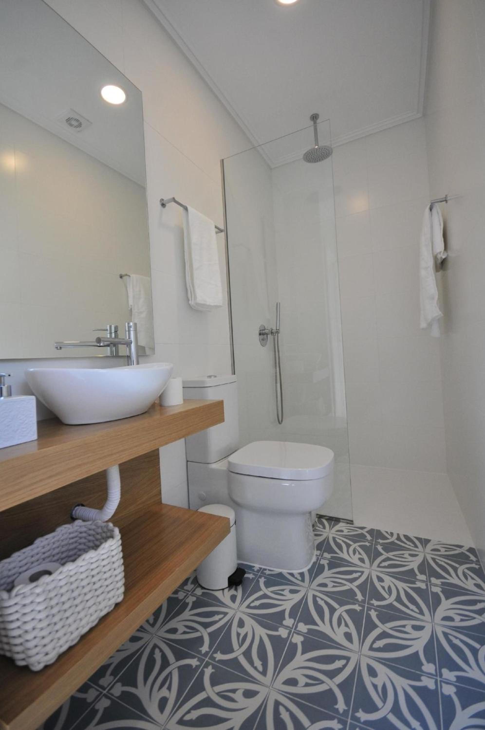Six-Bedroom Holiday Home photo 3
