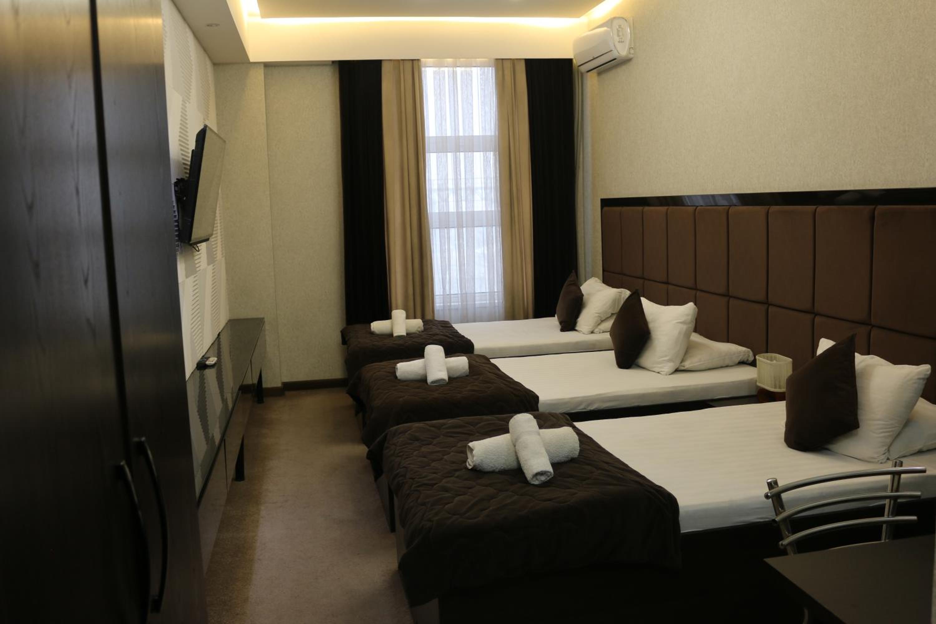 Comfort Triple Room photo 3