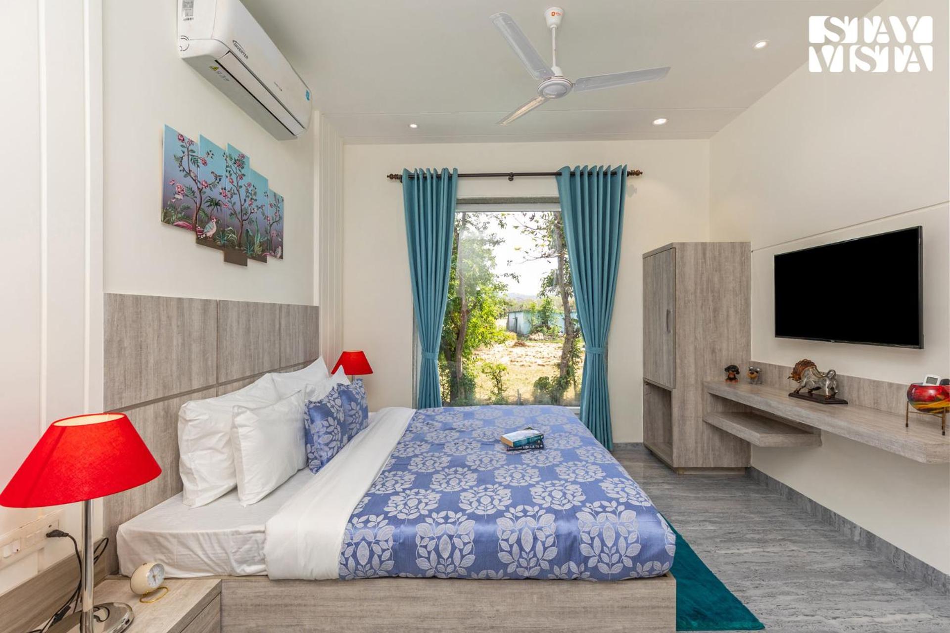 Villa photo 3