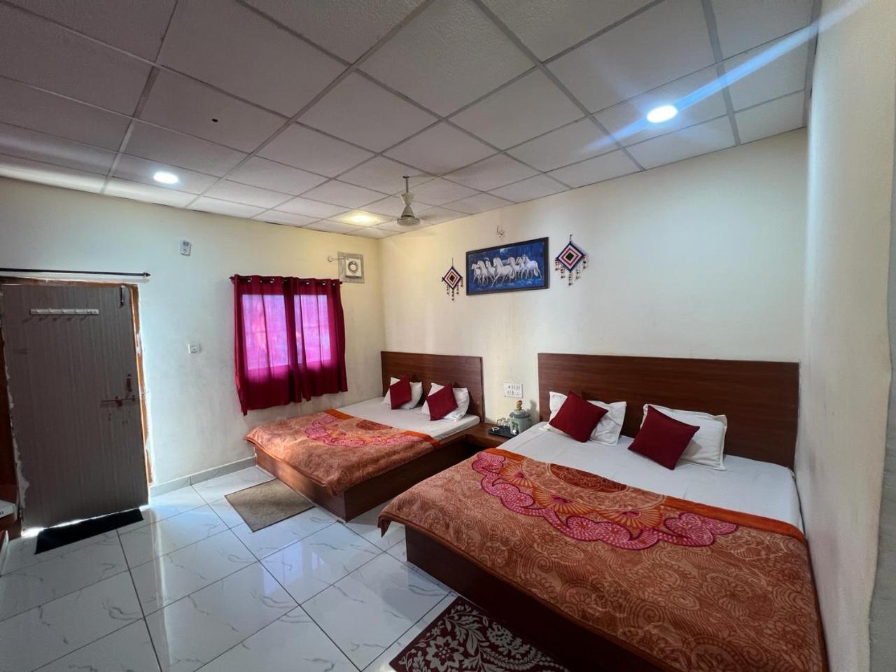Comfort Triple Room With Shower photo 2