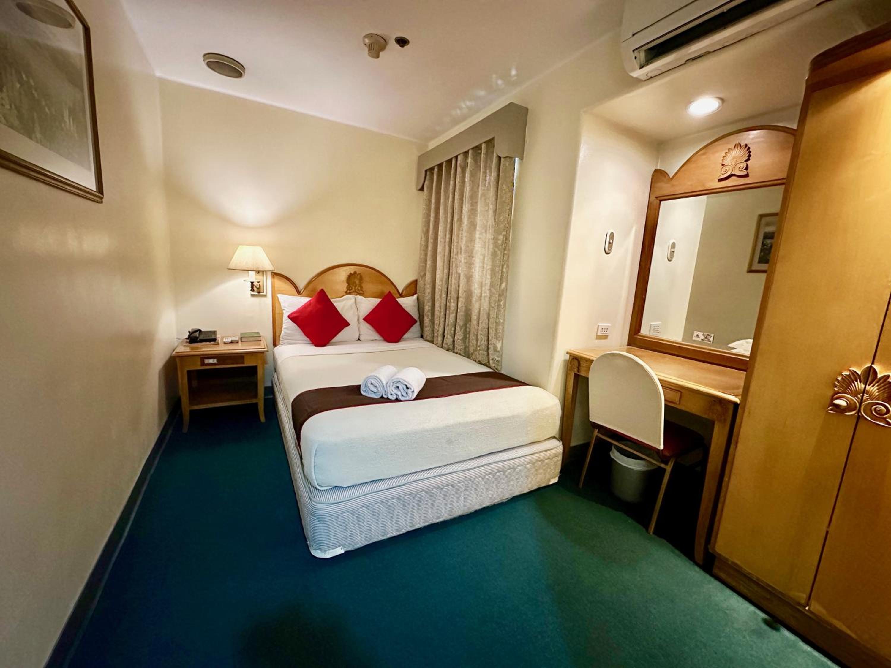 Standard Double Room - Photo 1