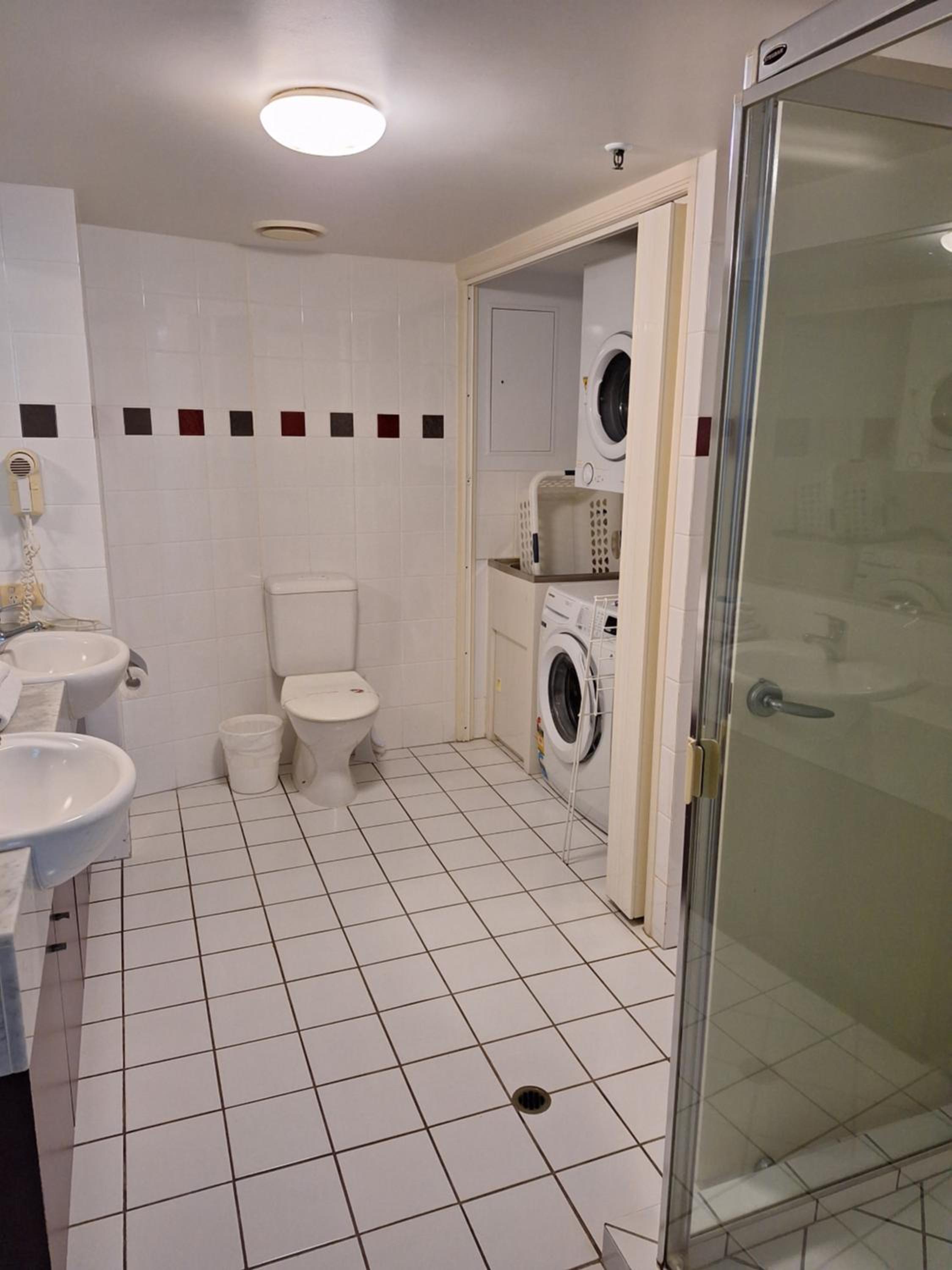 2 Bedroom Standard Ocean View, Tower II photo 3