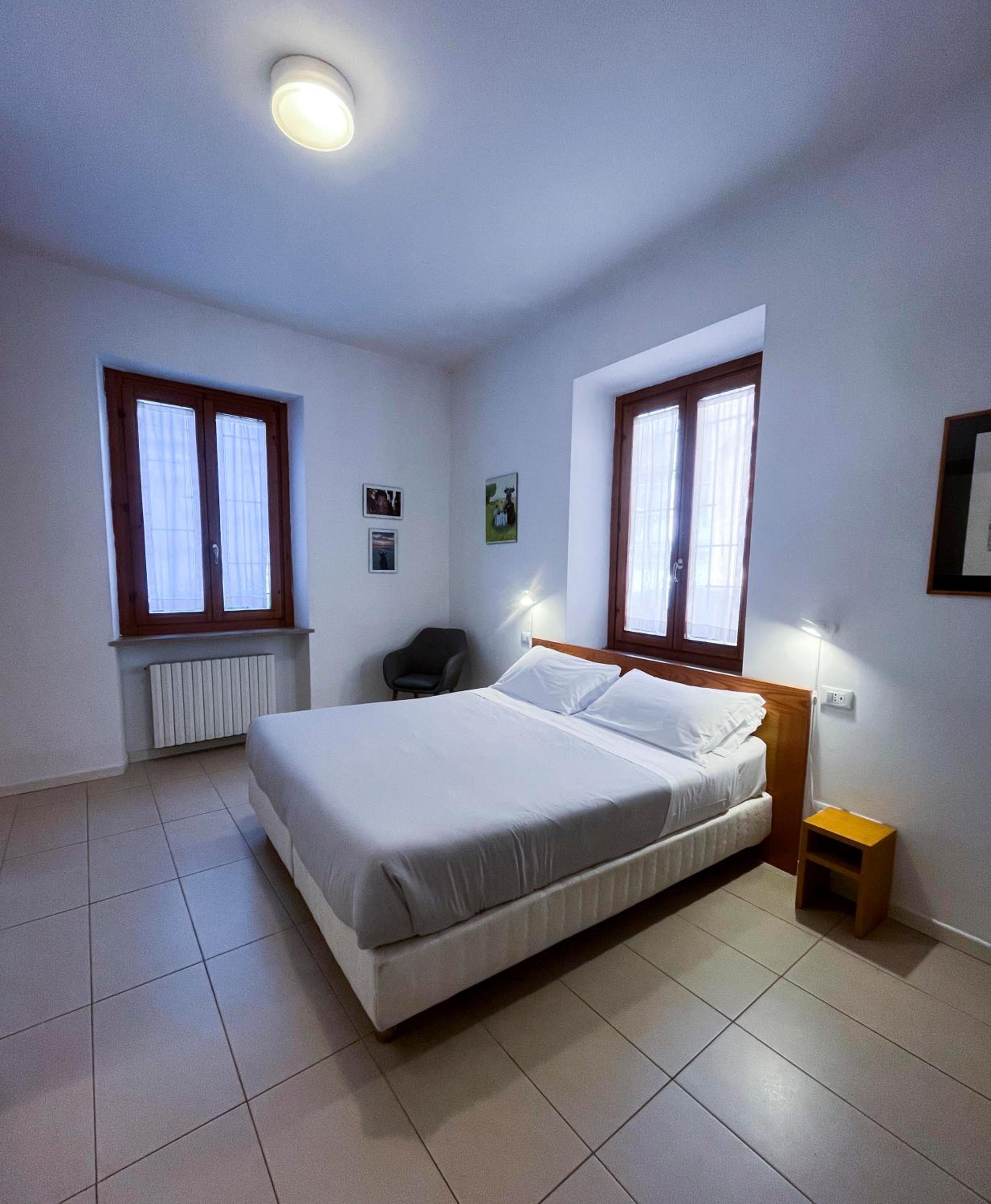 Double or Twin Room with Bathroom photo 1