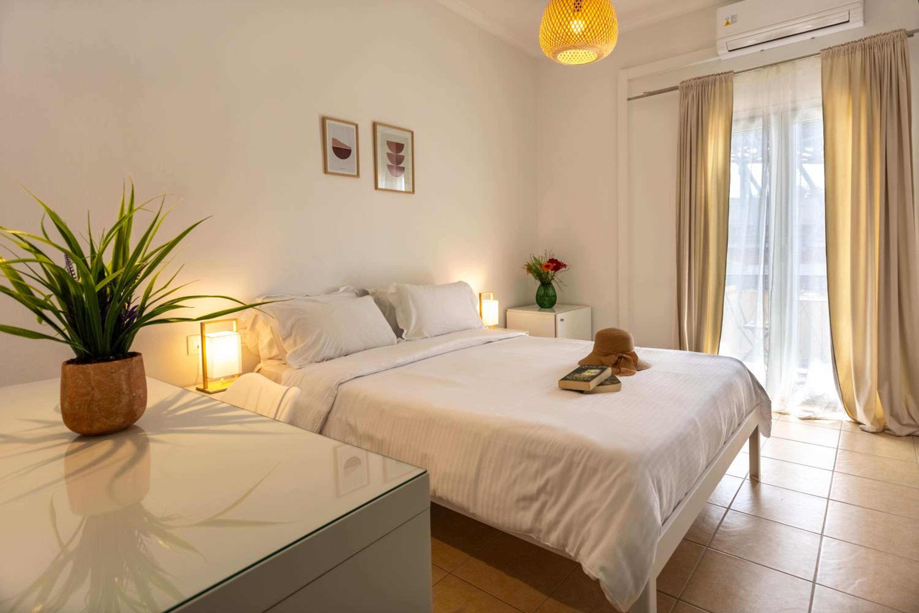 Double Room or Twin Room - Photo 8