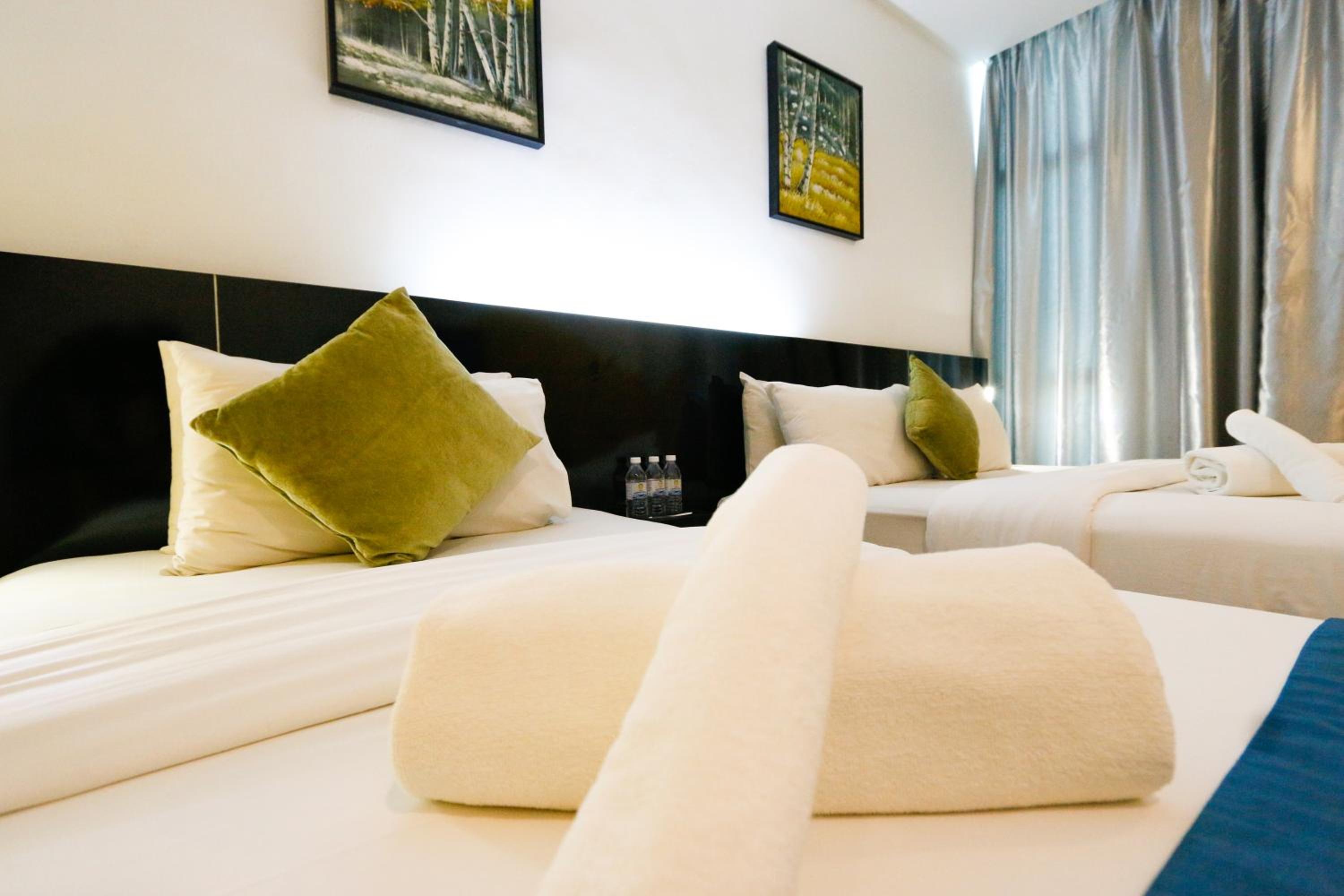 Deluxe Suite