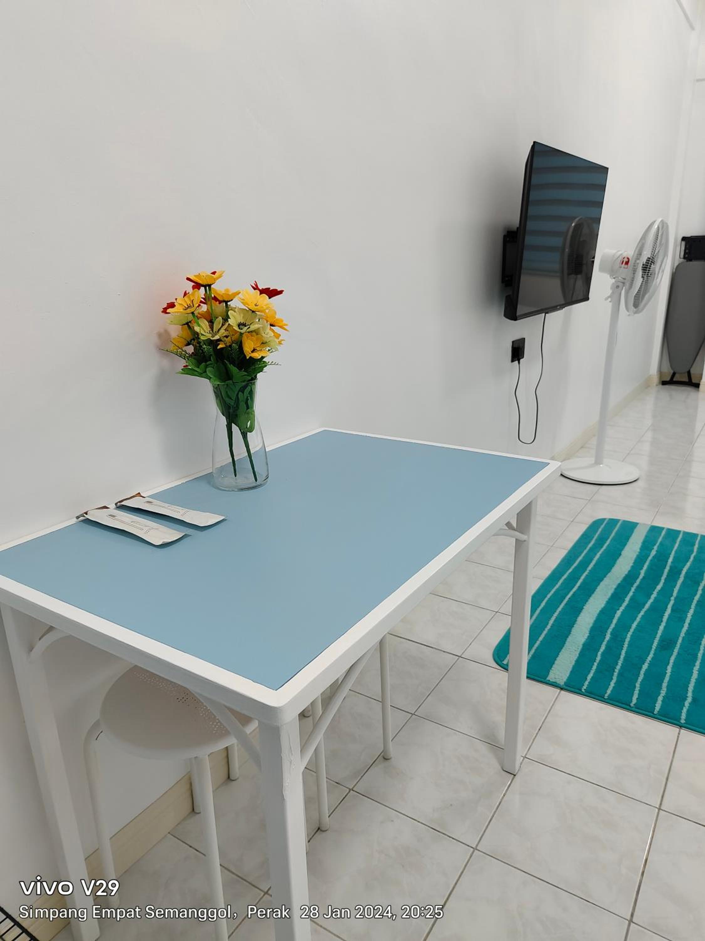 Studio Apartment photo 2