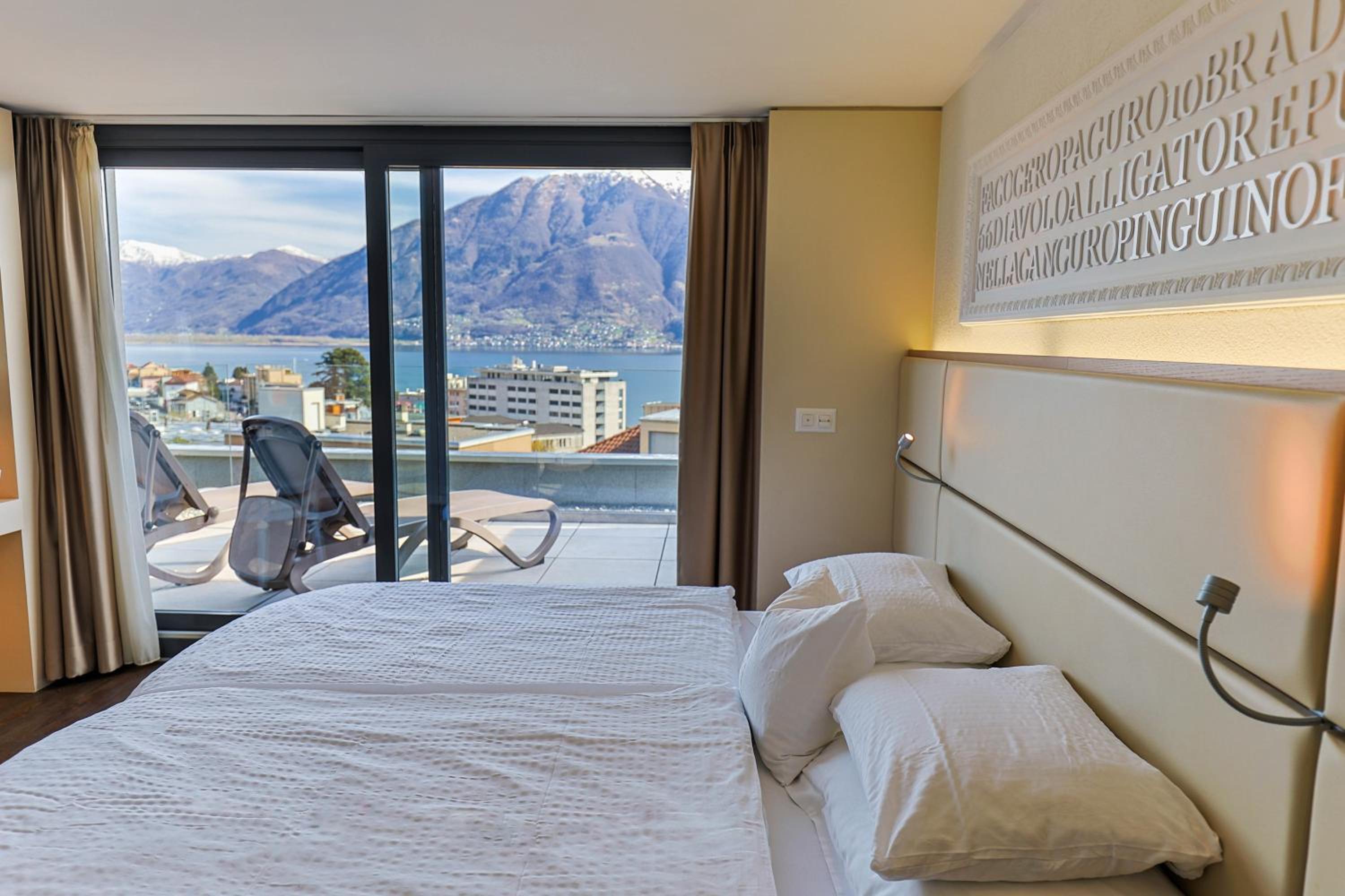 Junior Suite with Terrace - Photo 7