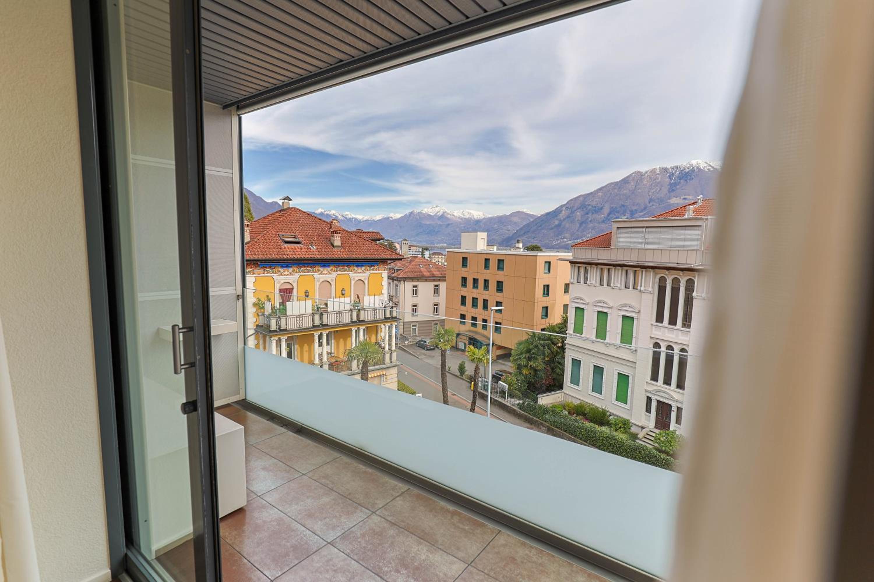 Comfort Double Room with Balcony - Photo 4