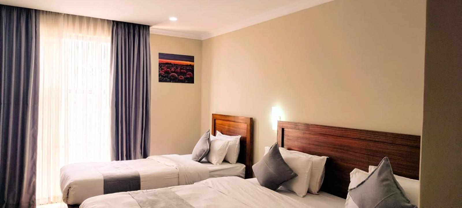 Deluxe Family Room - Photo 1