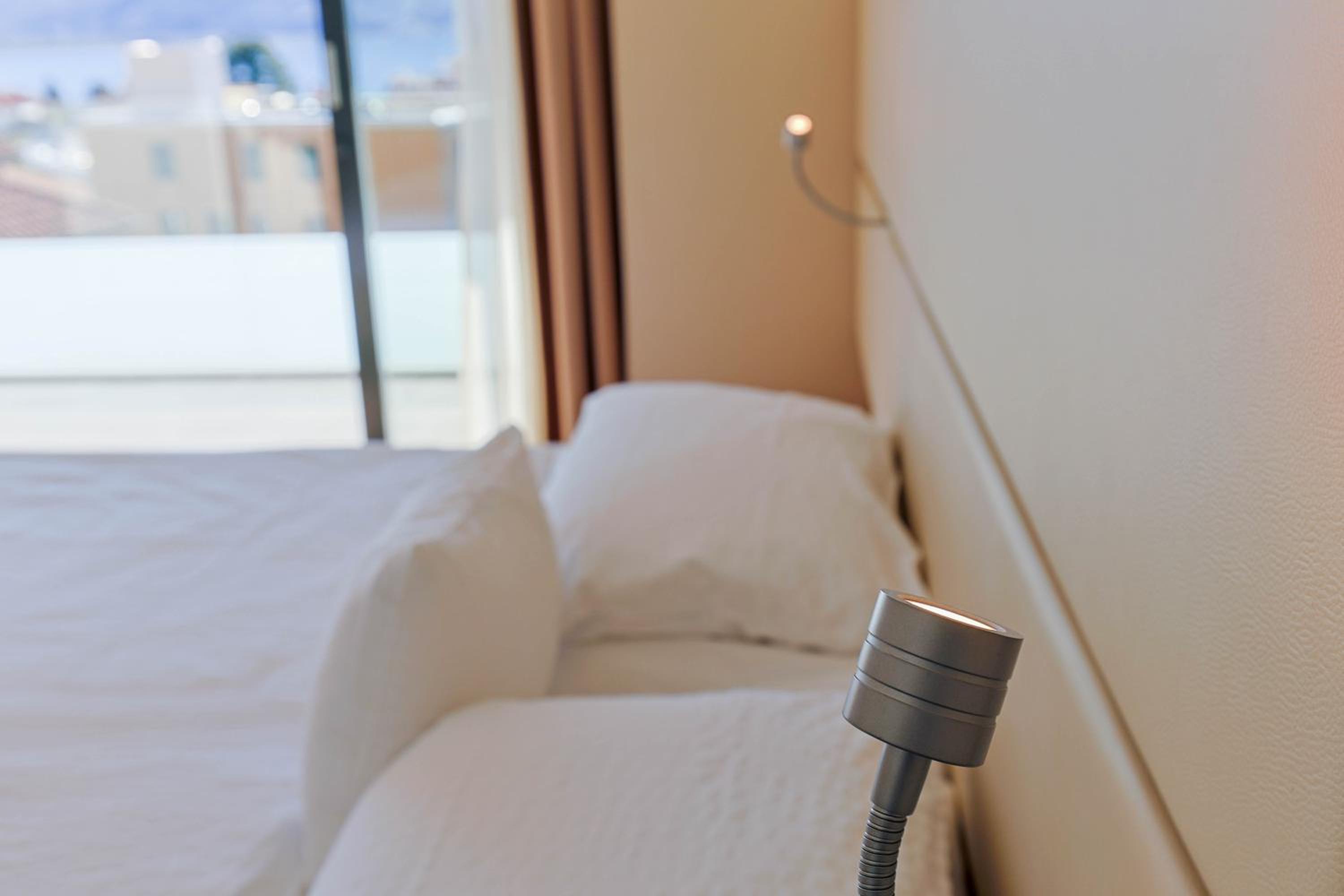 Comfort Double Room with Lake View and Balcony - Photo 5