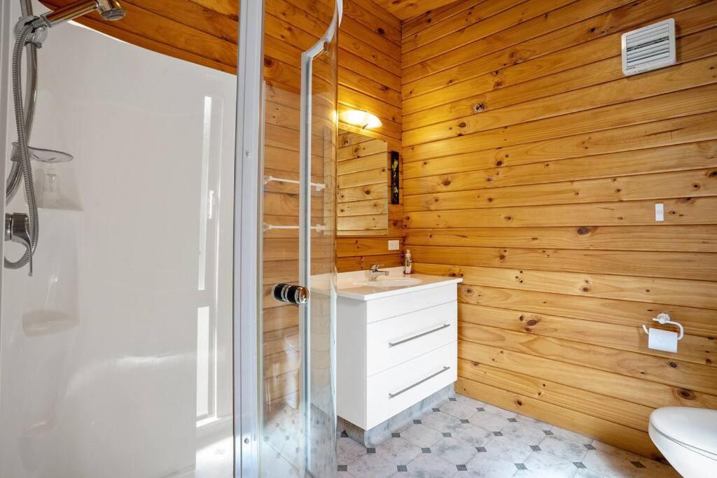 Four-Bedroom House photo 2