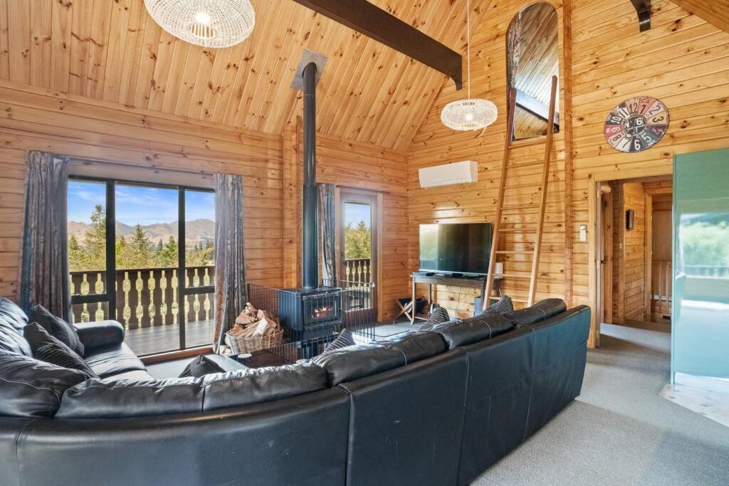 Four-Bedroom House photo 3