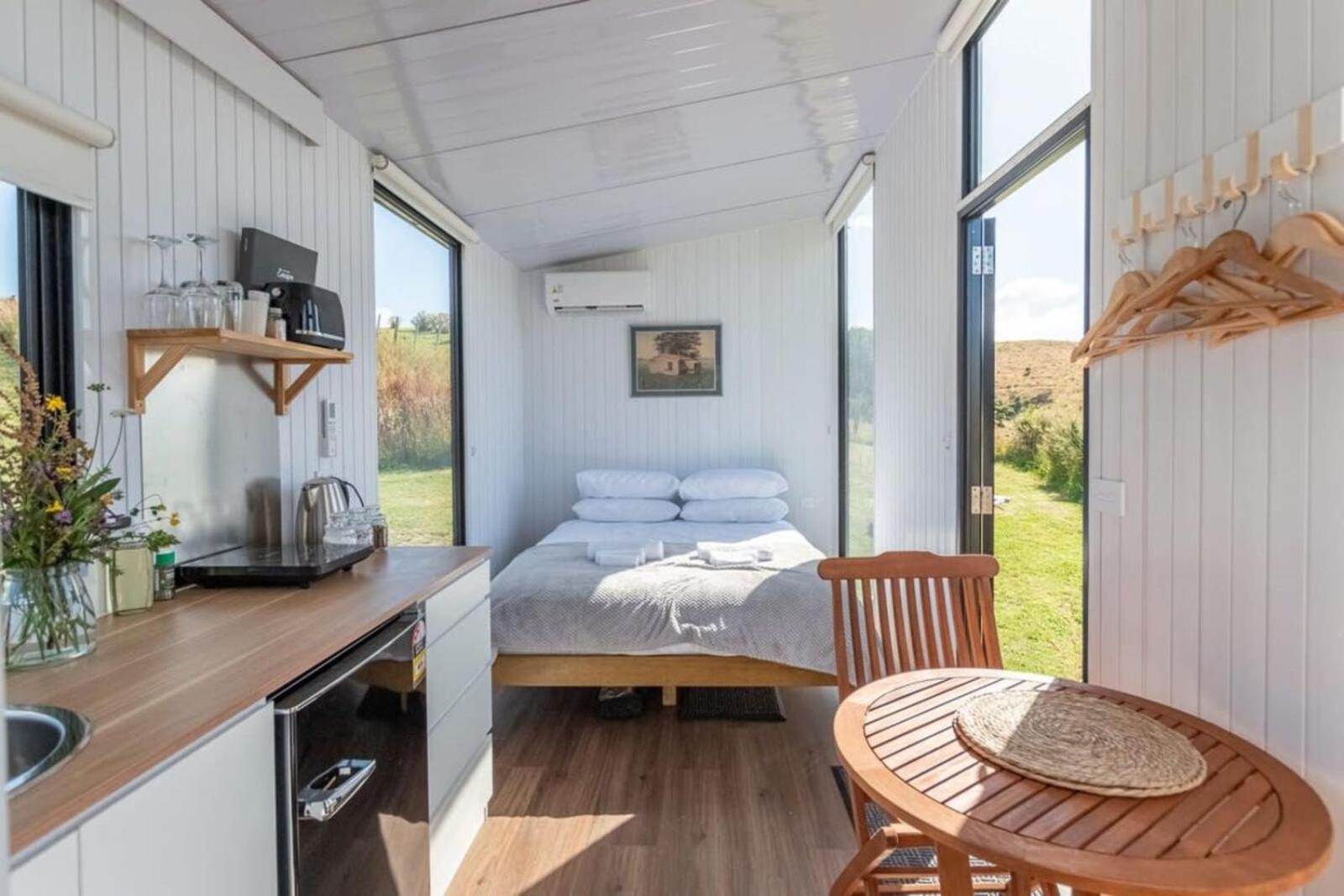 Mobile Home photo 1