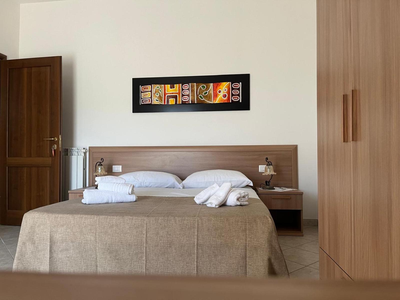 Deluxe Double or Twin Room photo 1