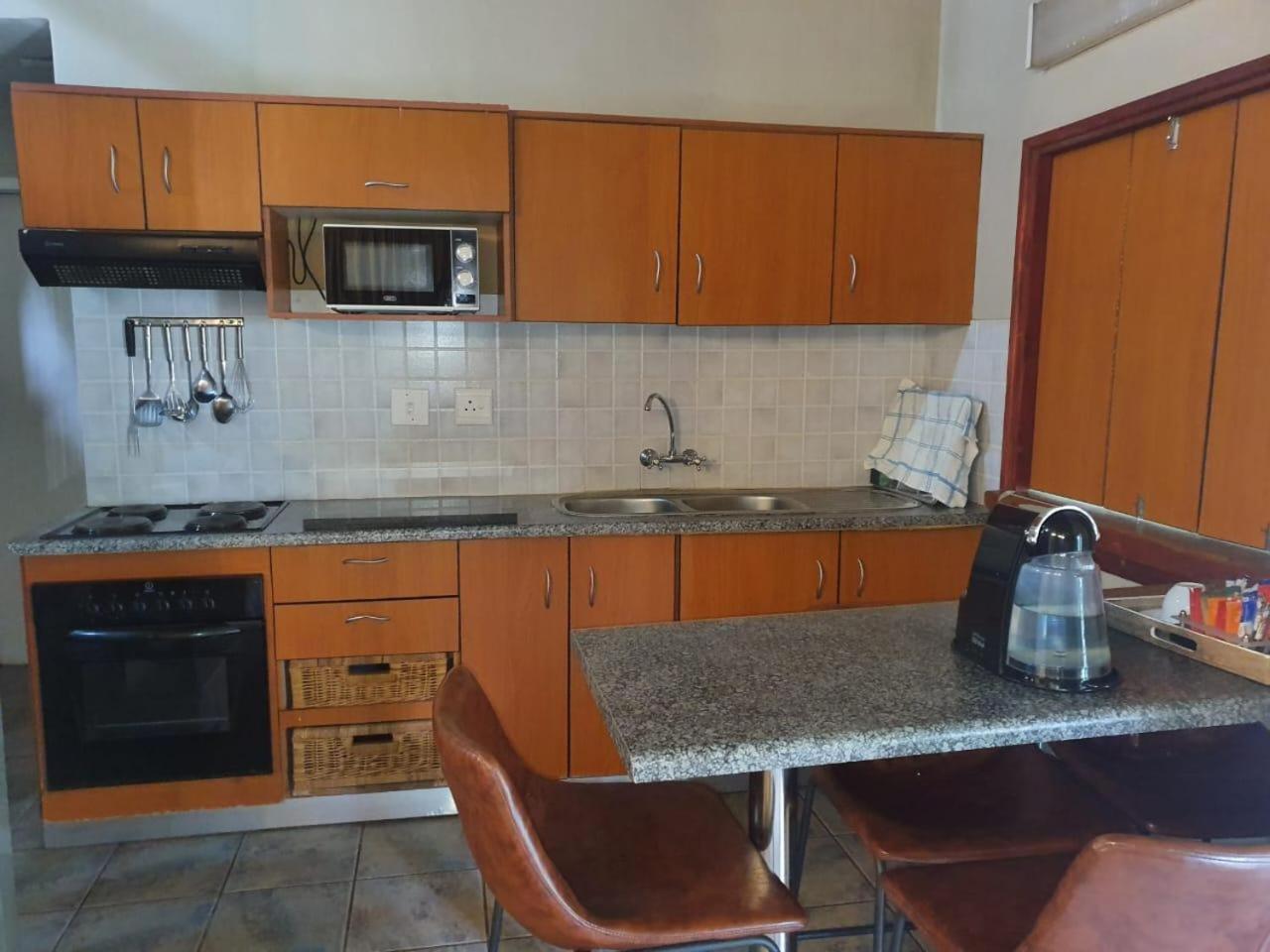 Two-Bedroom Chalet - Photo 4