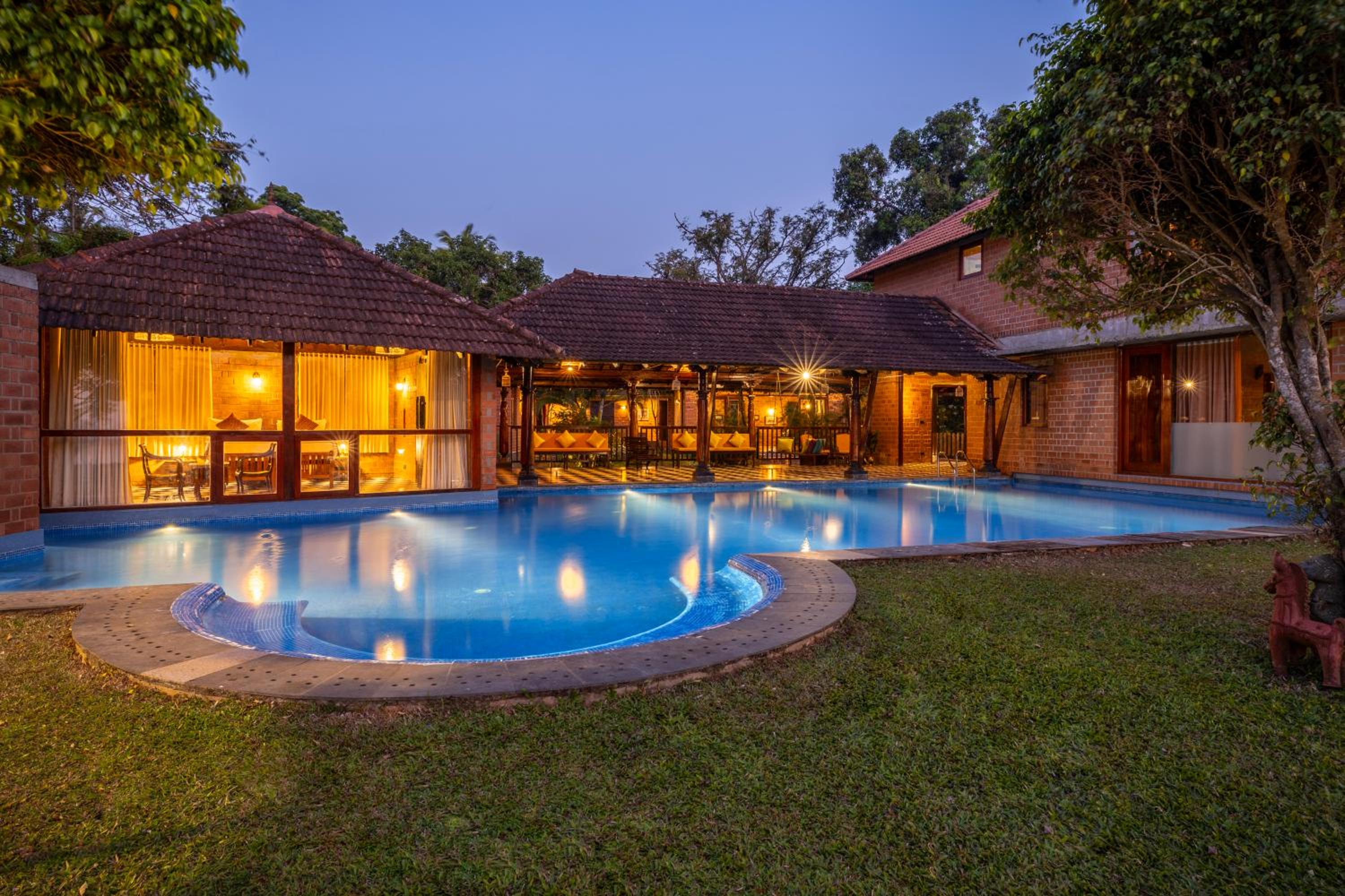 Villa photo 3