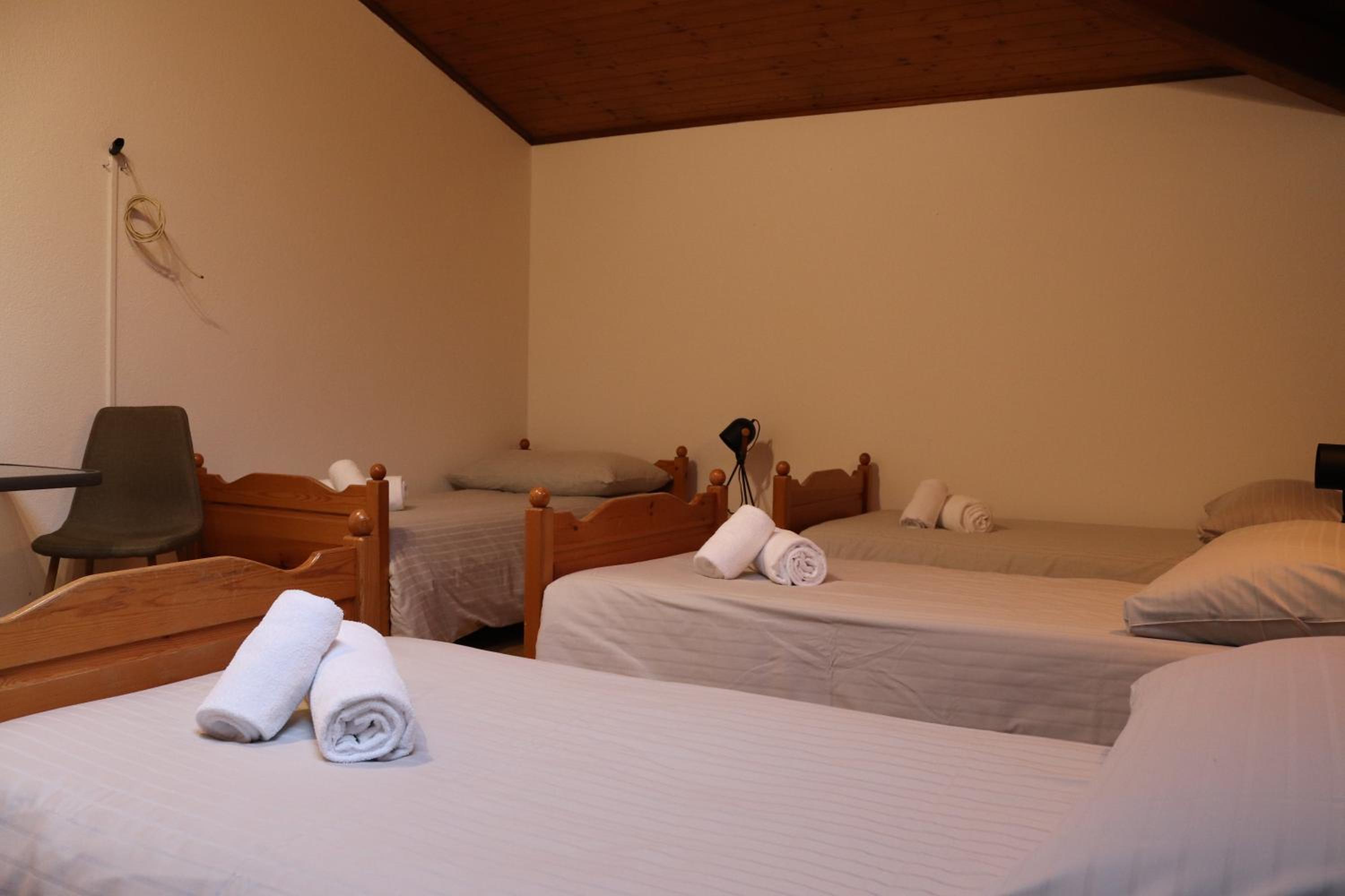 Standard Family Room - Photo 3