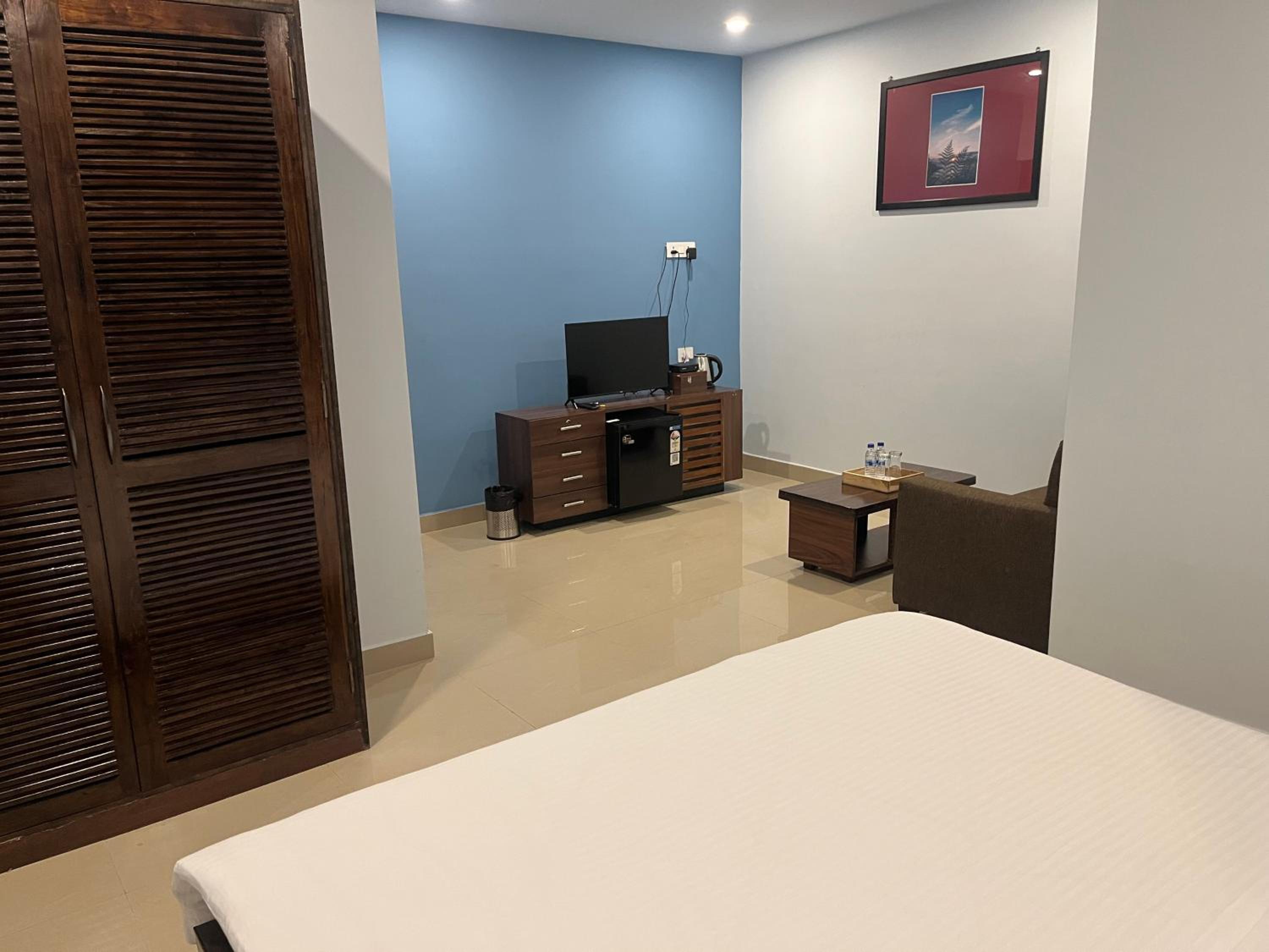 Superior Double or Twin Room photo 3