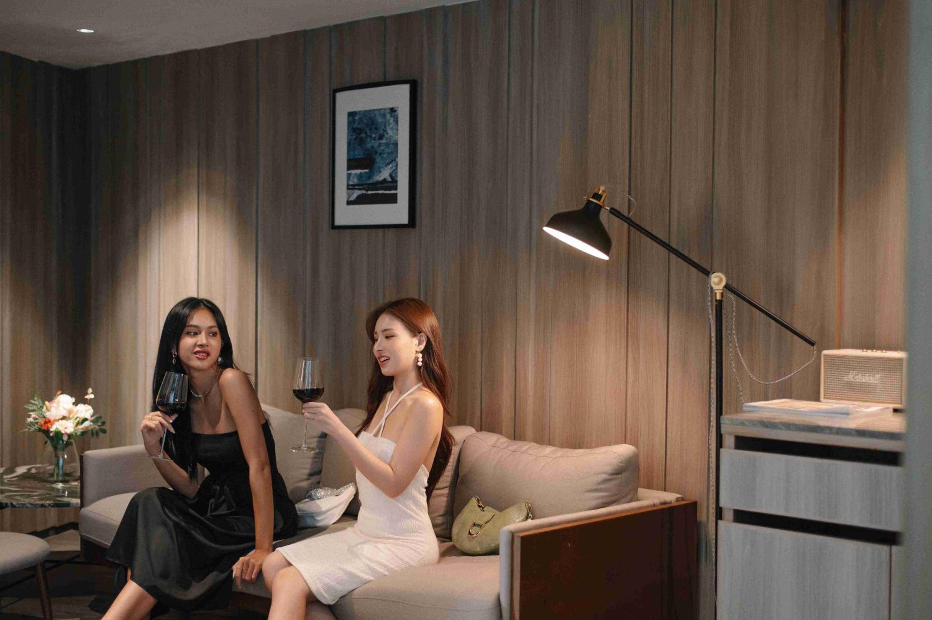 Double Suite with City View - Non-Smoking - Photo 9