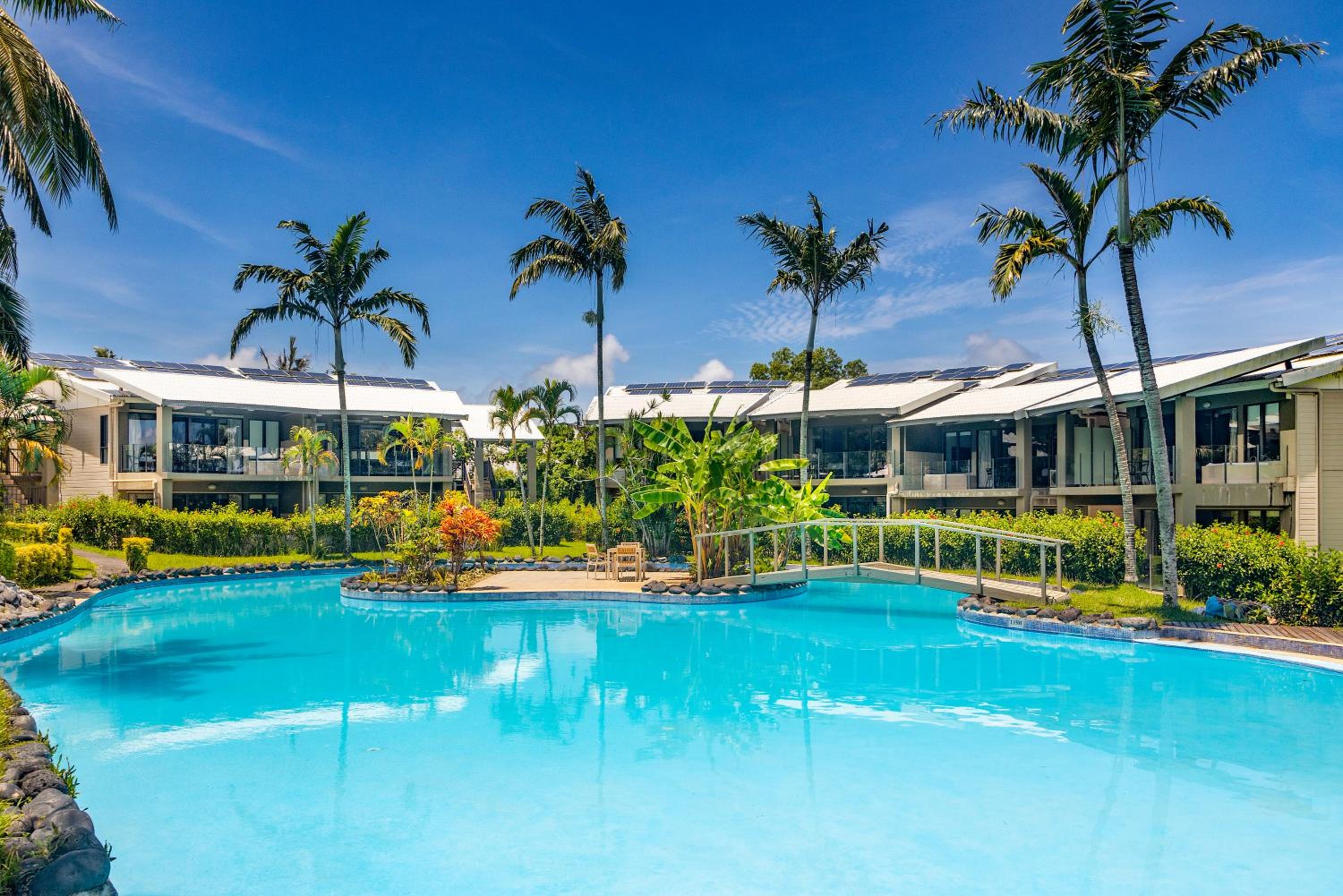 Deluxe Apartment with Pool View  photo 3