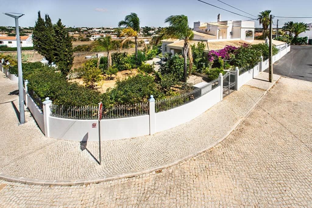 Villa photo 3