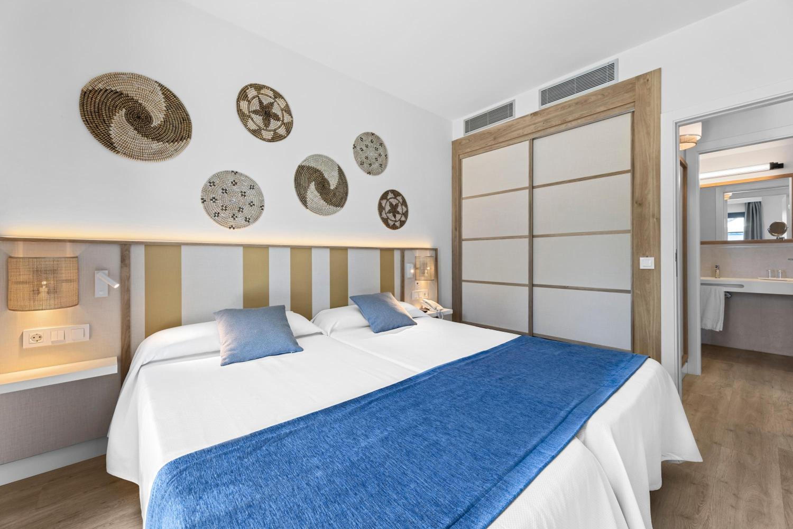 Deluxe Apartment thumbnail 5