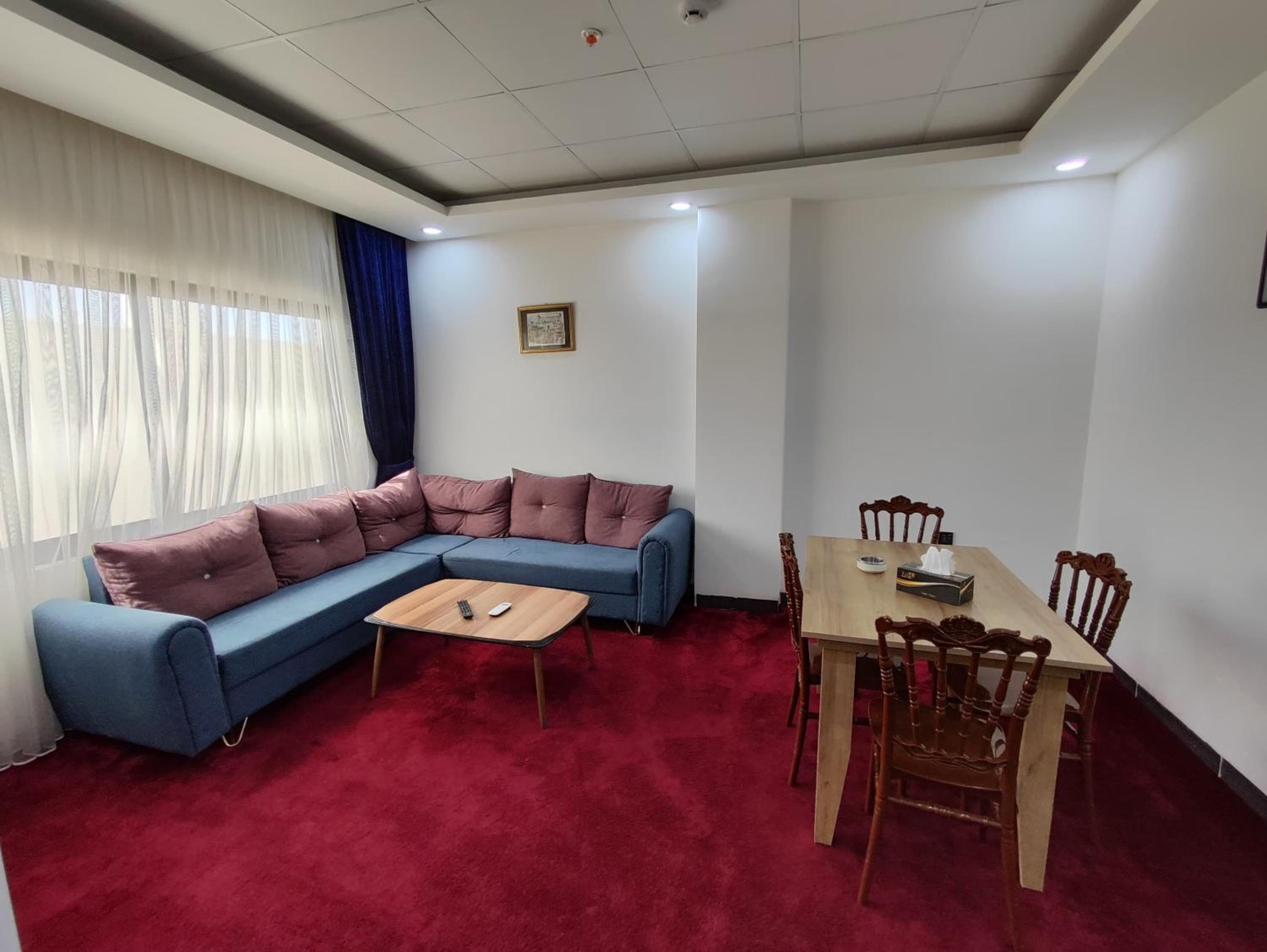 Deluxe Junior Suite