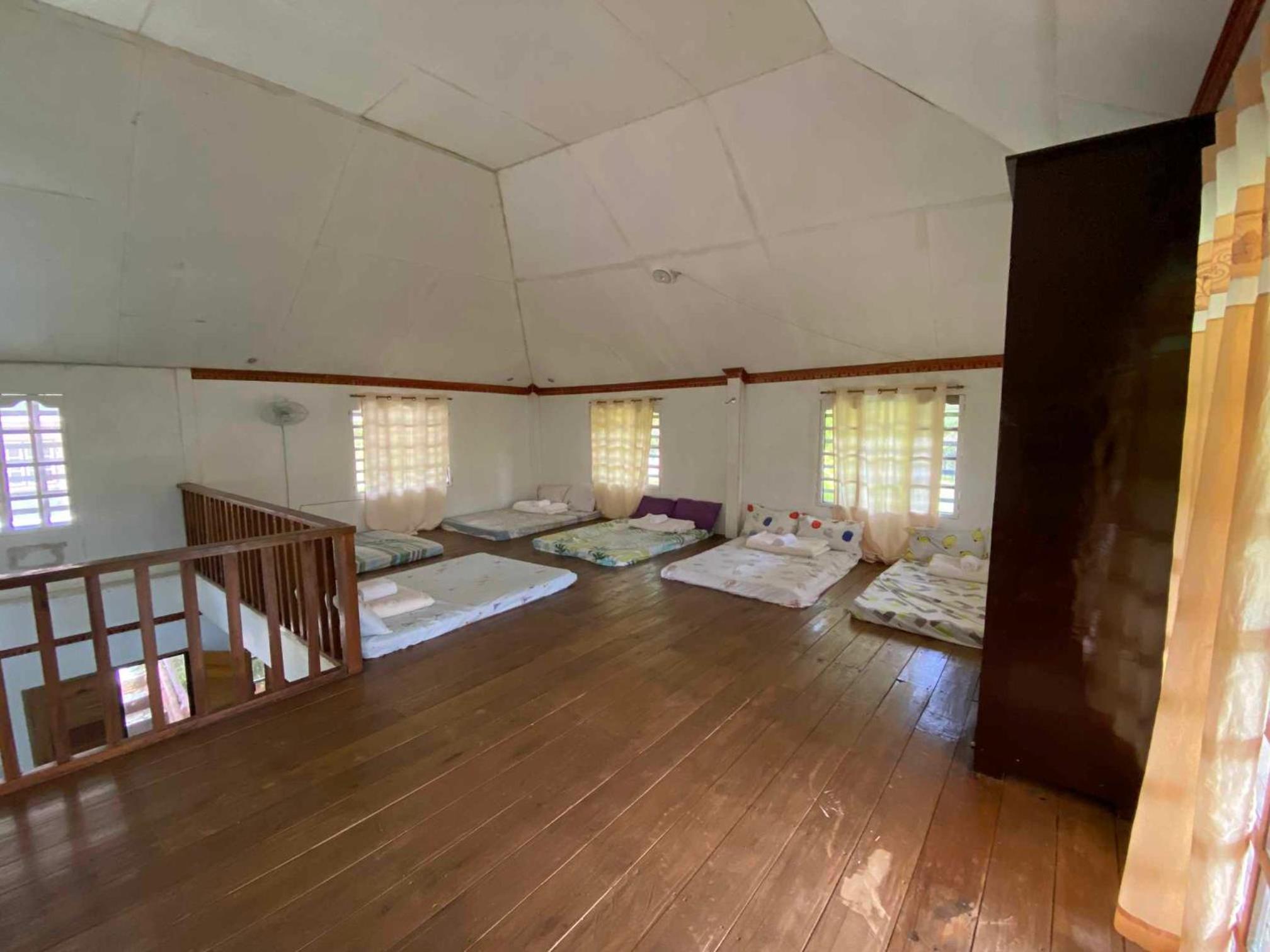 Family Room photo 3