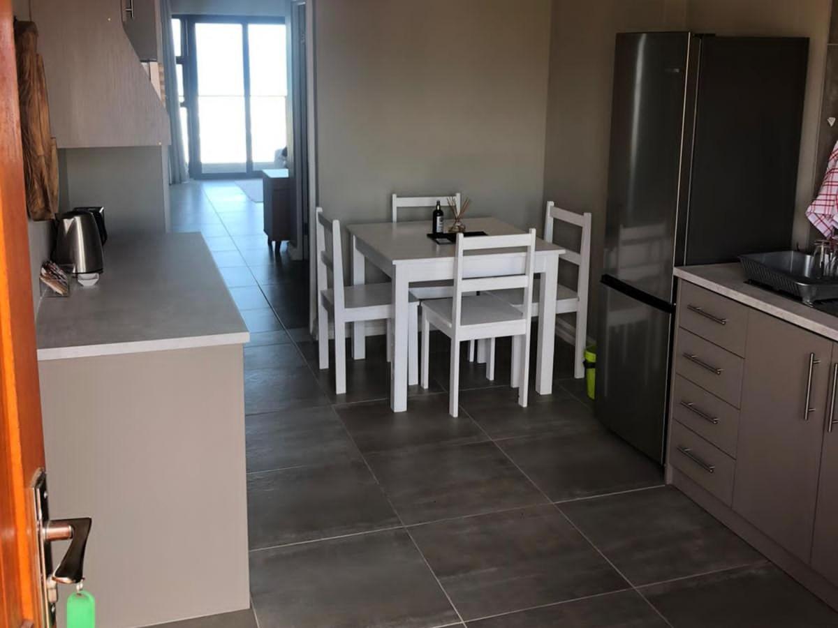 Economy Apartment photo 2