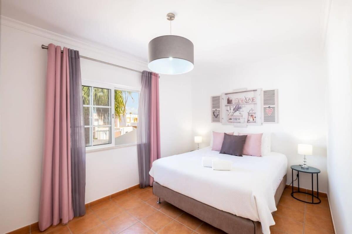 Villa photo 1
