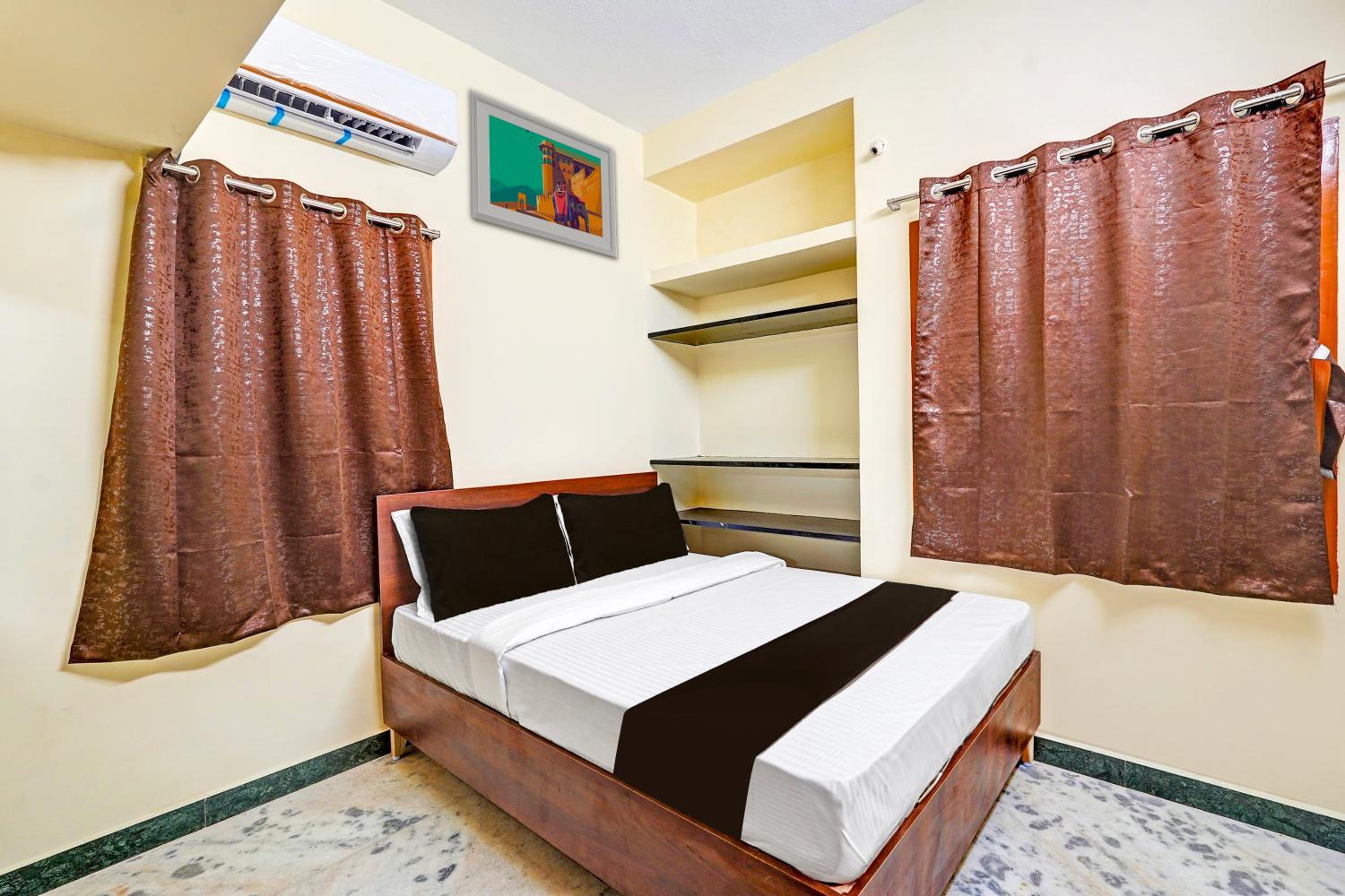 Classic Triple Room