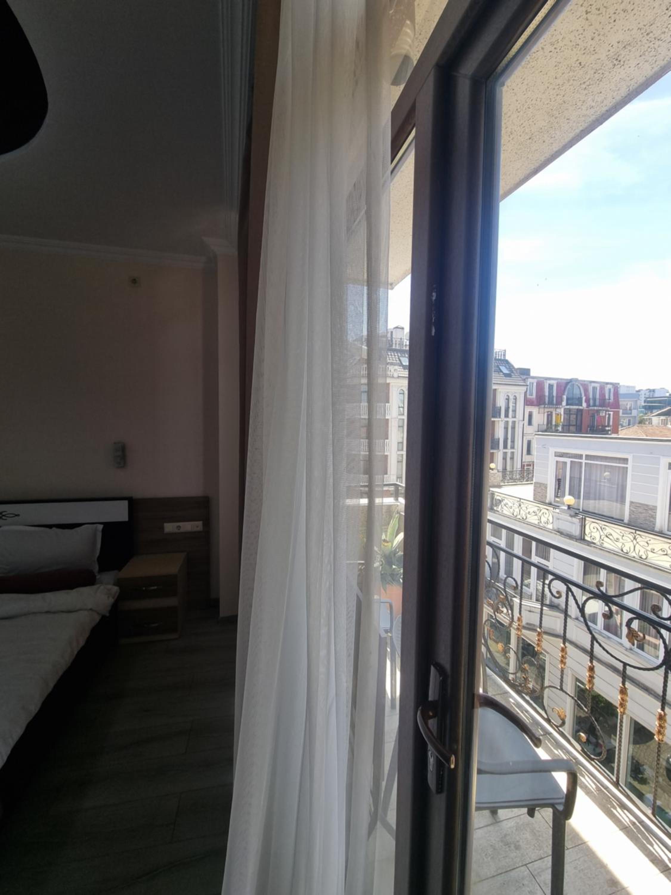 Double Room with Balcony - Photo 30