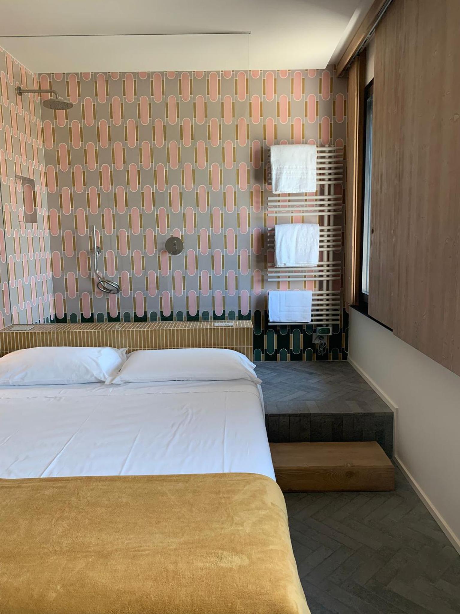 Double Room with Private Bathroom photo 3