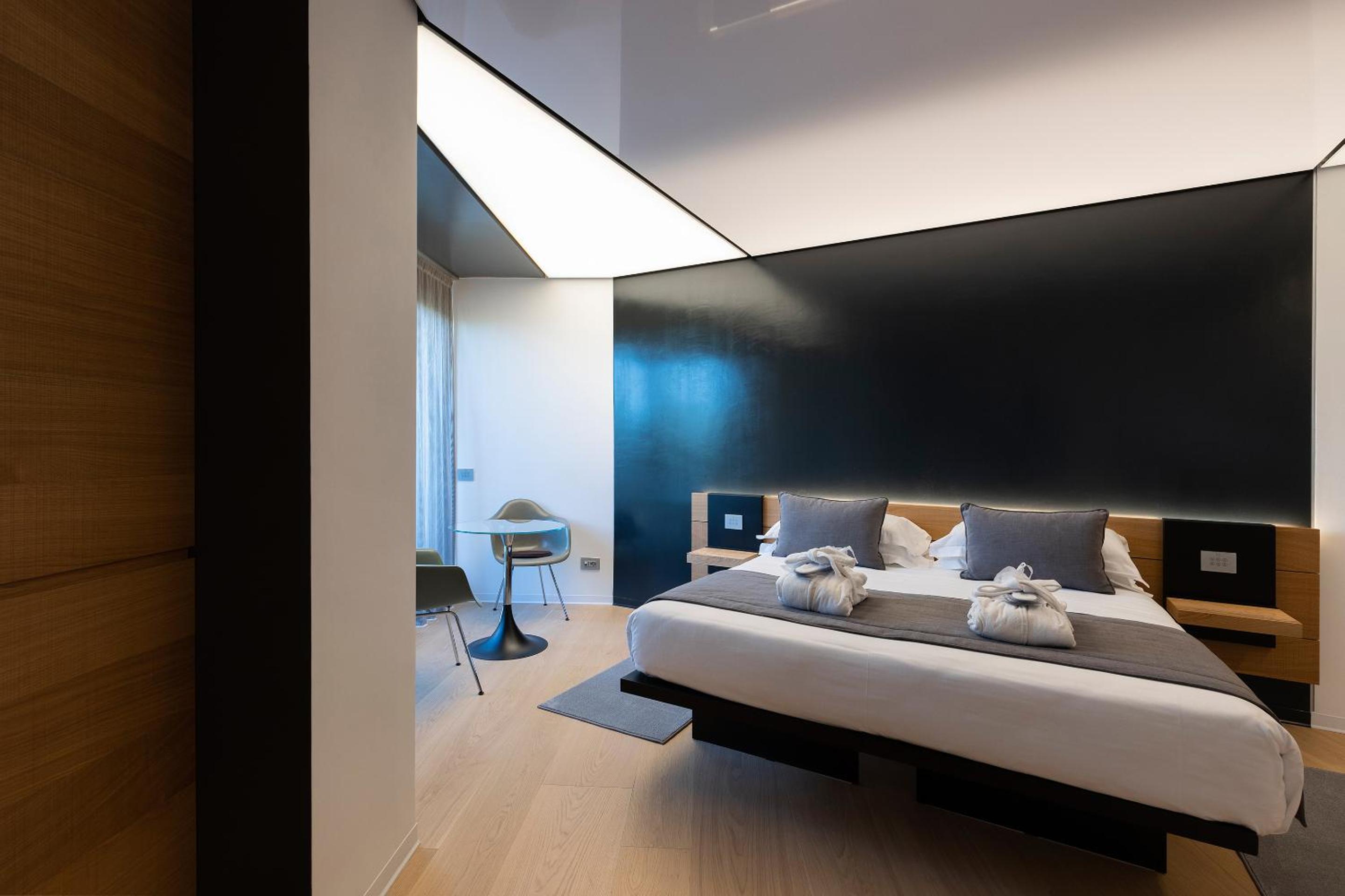 Suite with Sauna