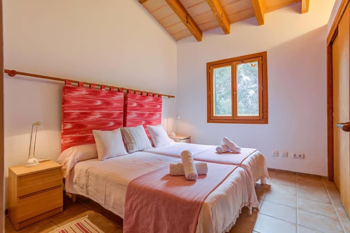 Villa photo 2
