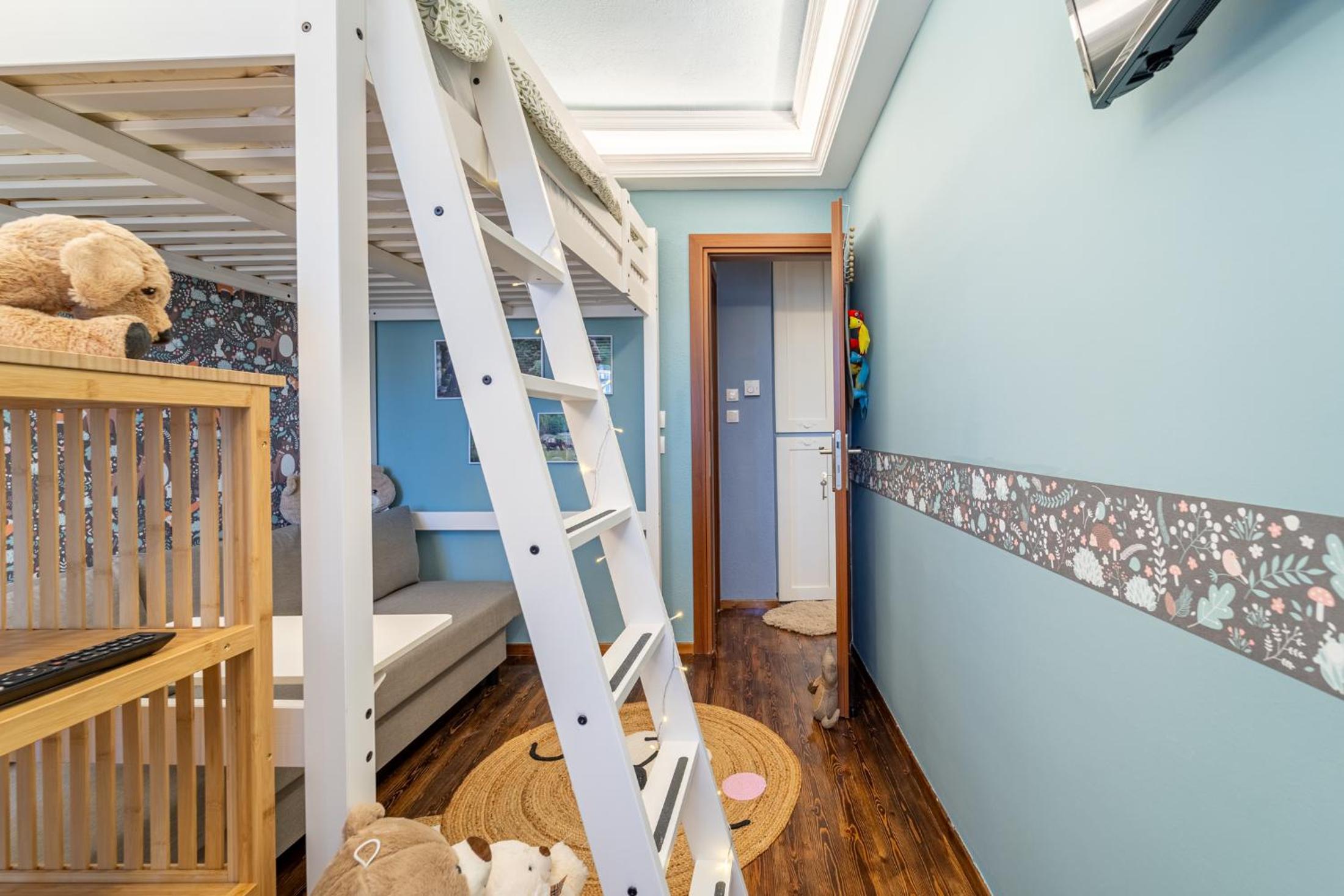 Three-Bedroom Villa photo 1