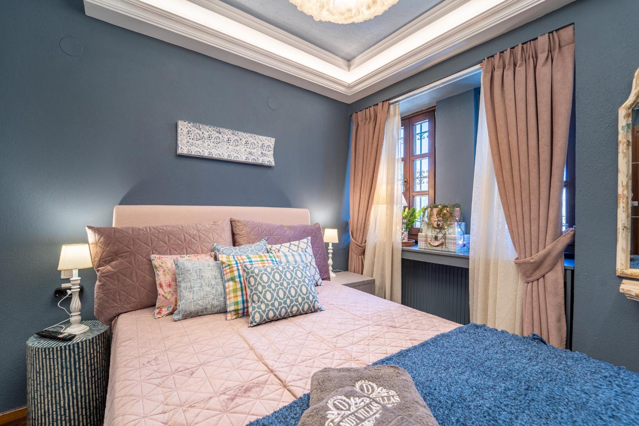 Three-Bedroom Villa photo 3