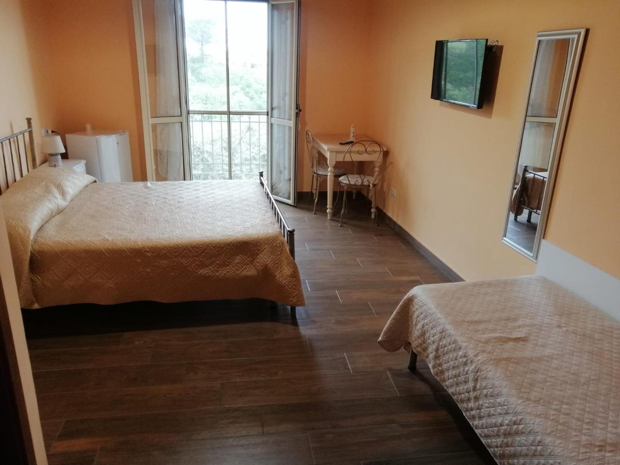 Triple Room with Sea View - Photo 1