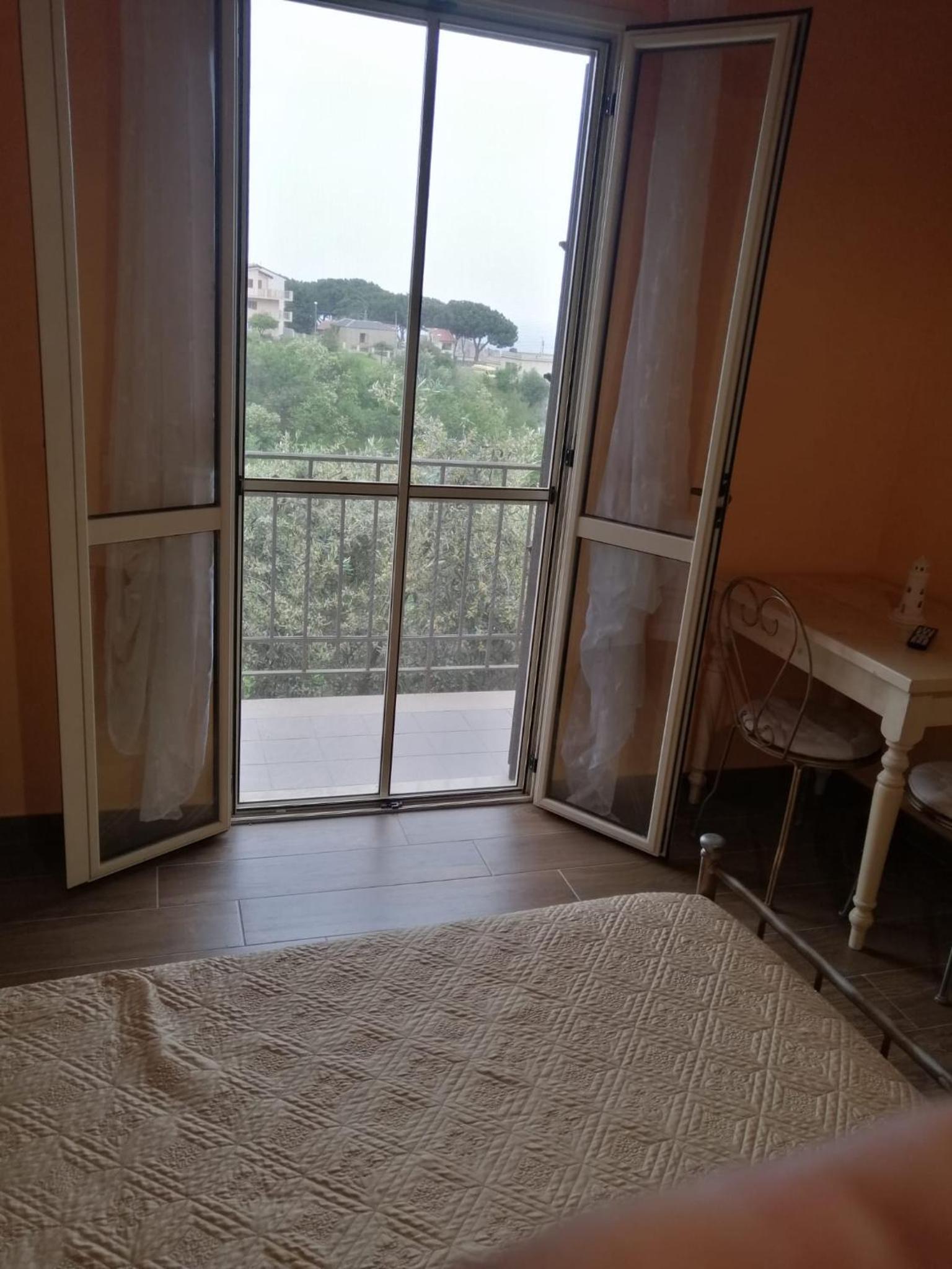 Triple Room with Sea View - Photo 3