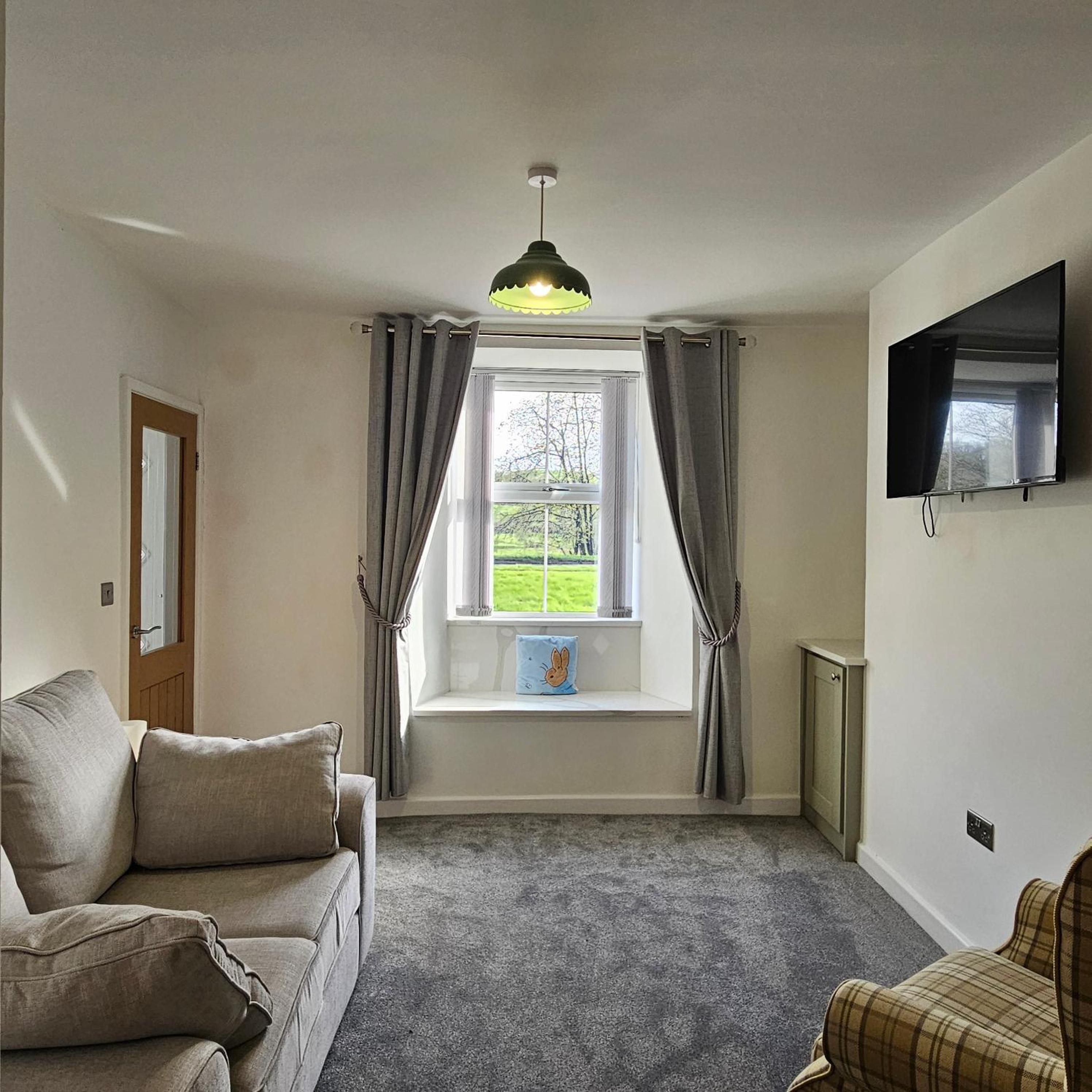 Two-Bedroom House photo 3
