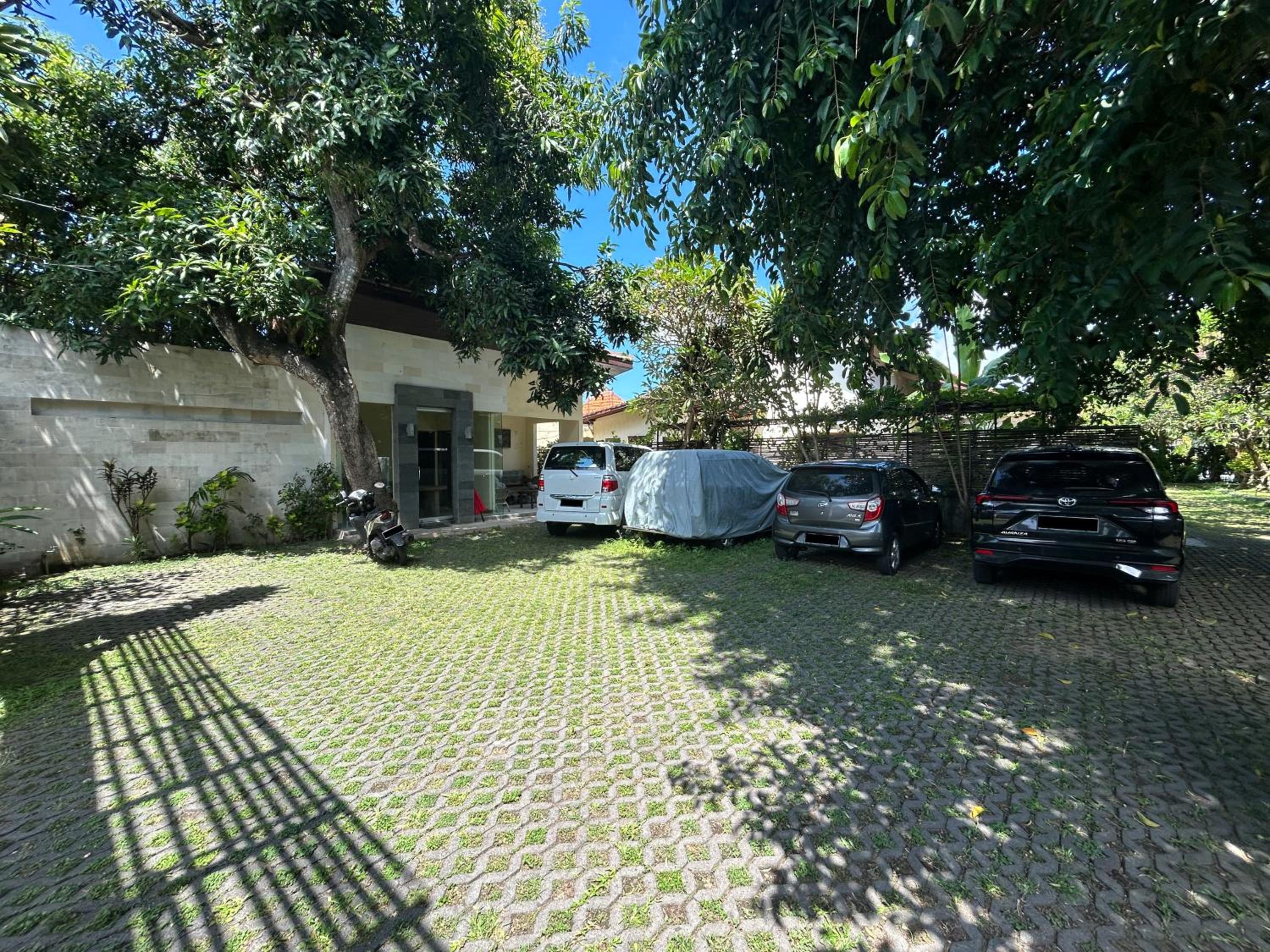 Two-Bedroom Villa - Photo 3