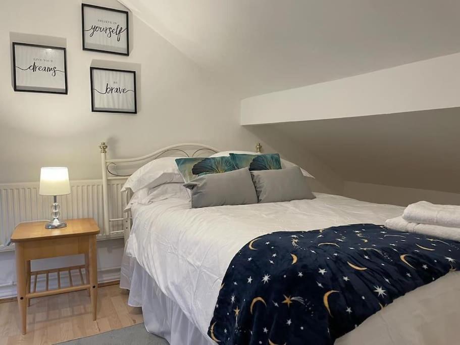 Three-Bedroom House photo 1