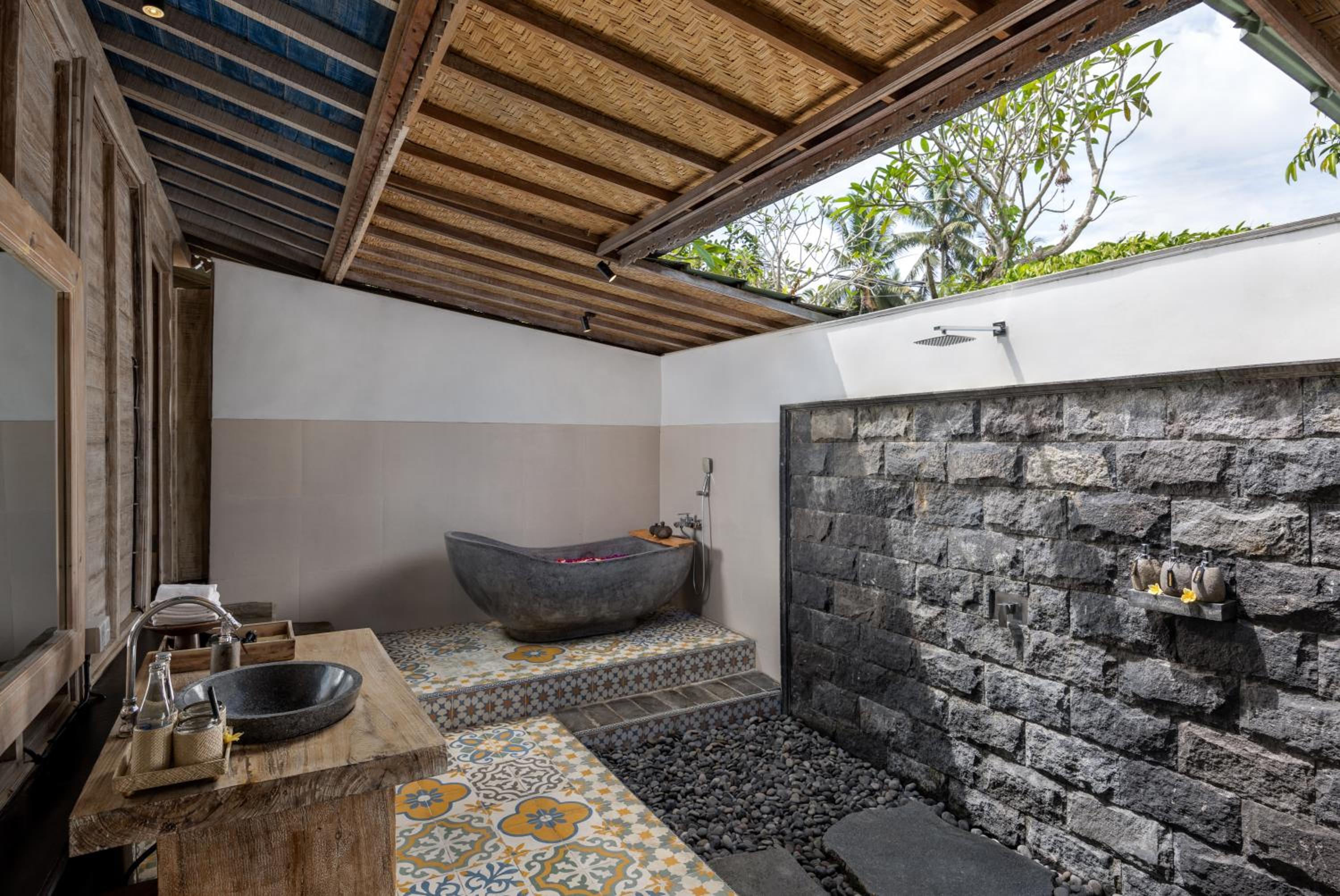One-Bedroom Villa - Photo 3